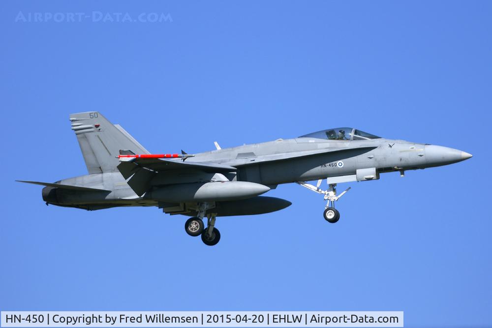 HN-450, McDonnell Douglas F-18C Hornet C/N 1480, 