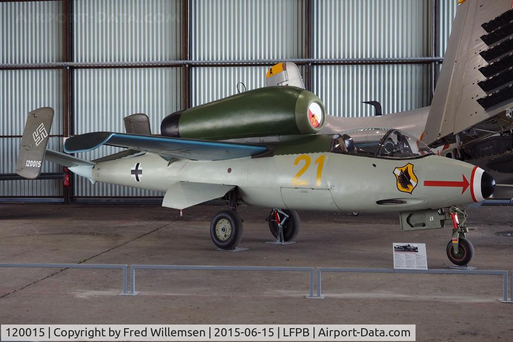 120015, Heinkel He-162A-2 Volksjager C/N 120015, IN THE MUSEE DE L'AIR