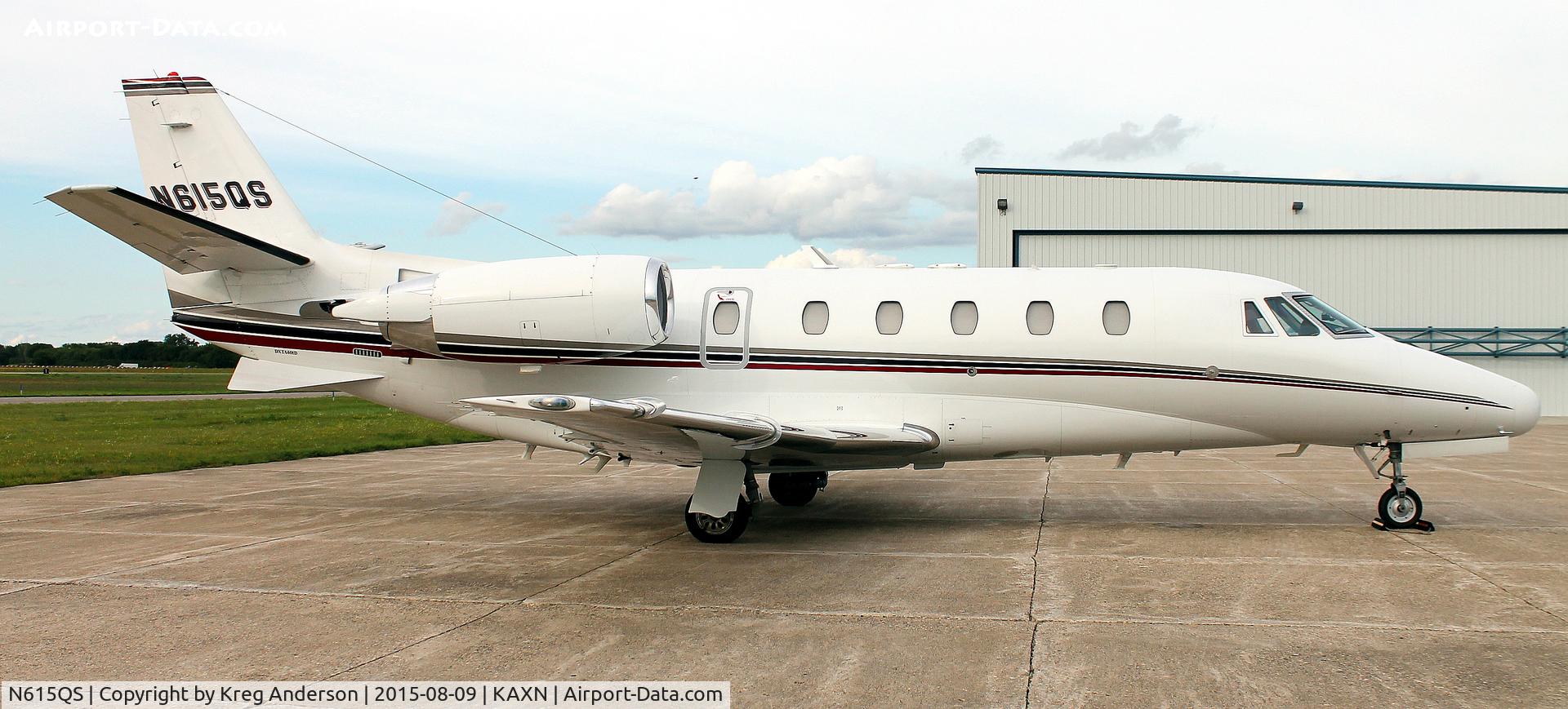 N615QS, 2004 Cessna 560XL C/N 560-5360, Cessna 560XL Citation Excel on the ramp.