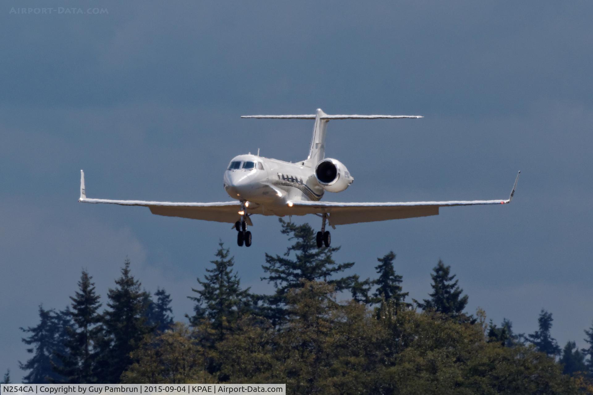 N254CA, 1987 Gulfstream Aerospace G-IV C/N 1054, Landing