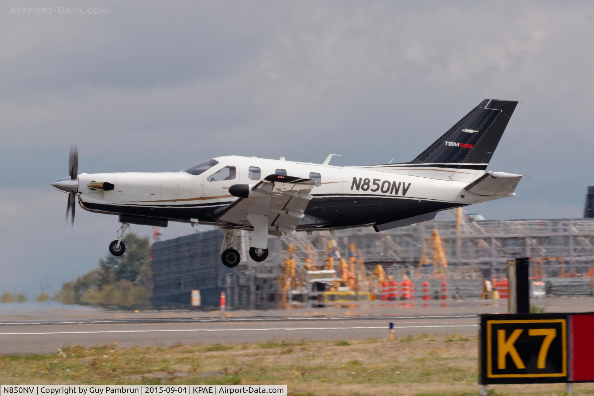N850NV, 2013 Socata TBM-700 C/N 678, Takeoff