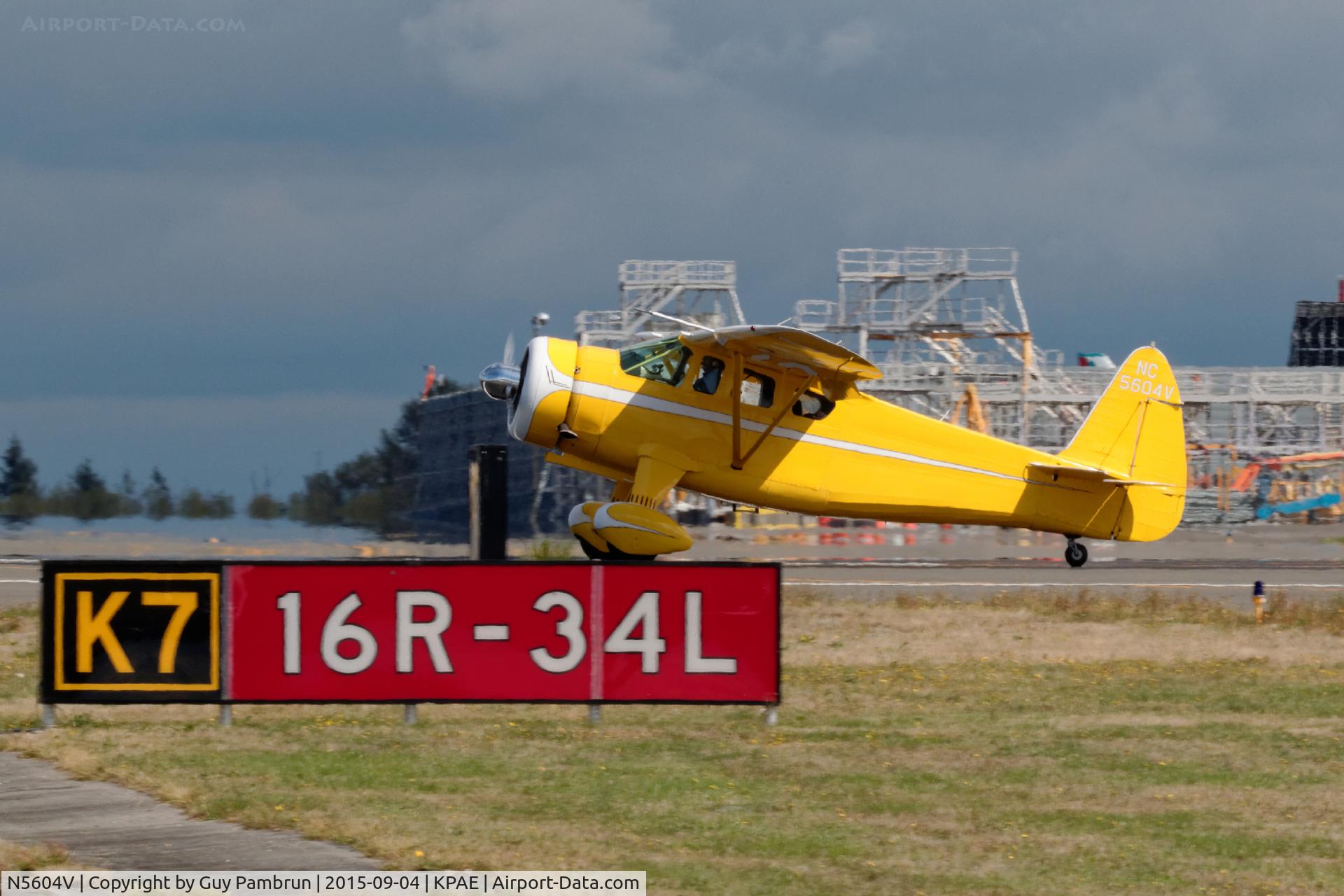 N5604V, 1943 Howard Aircraft DGA-15P C/N 859, Landed
