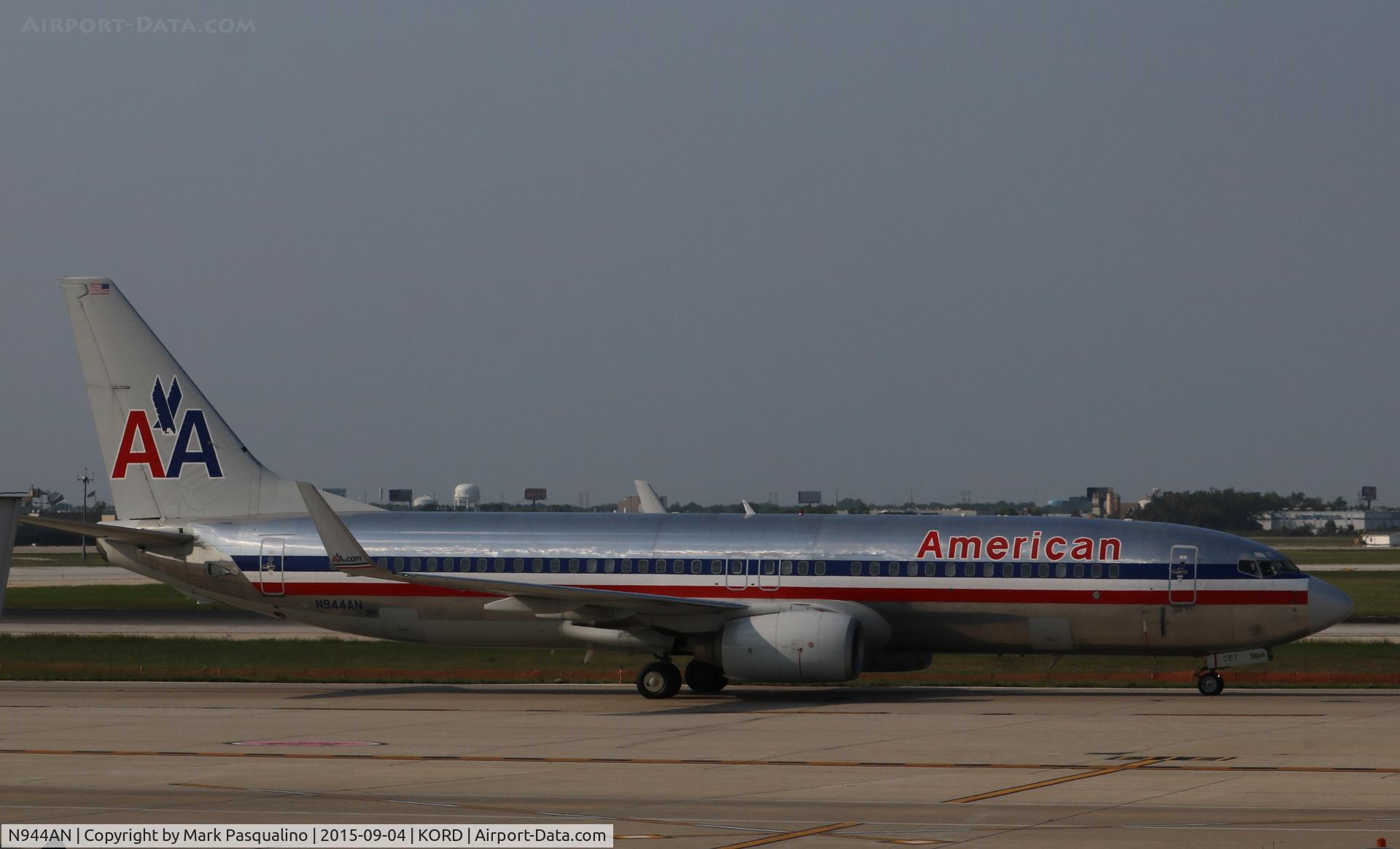 N944AN, 2000 Boeing 737-823 C/N 29535, Boeing 737-800
