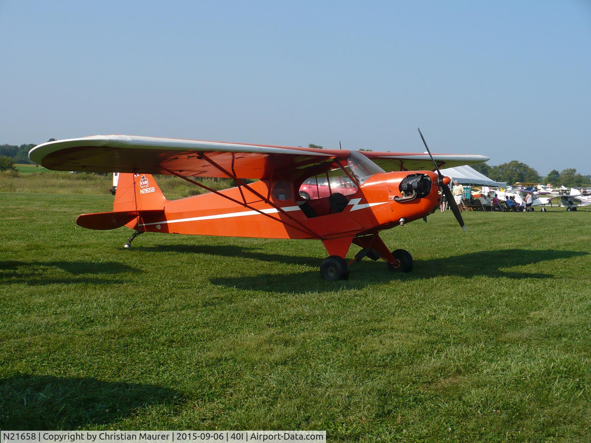 N21658, 1938 Piper J3C-65 Cub Cub C/N 2547, Early J3 Cub
