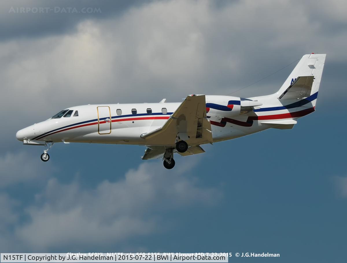 N15TF, 2002 Cessna 560XL C/N 560-5255, Landing on 33L.