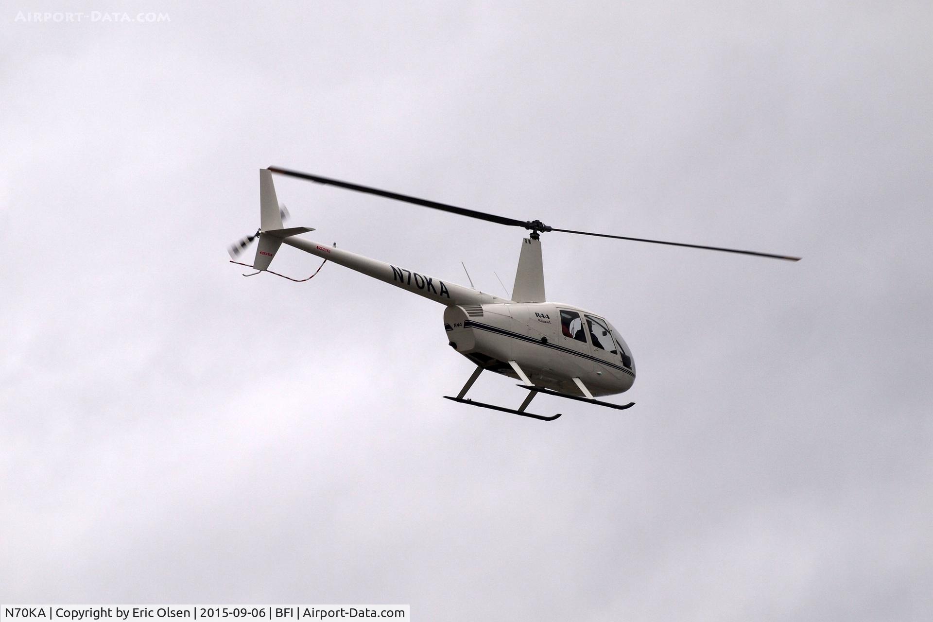 N70KA, 2001 Robinson R44 C/N 1058, Robinson R44 heading North at Boeing Field.
