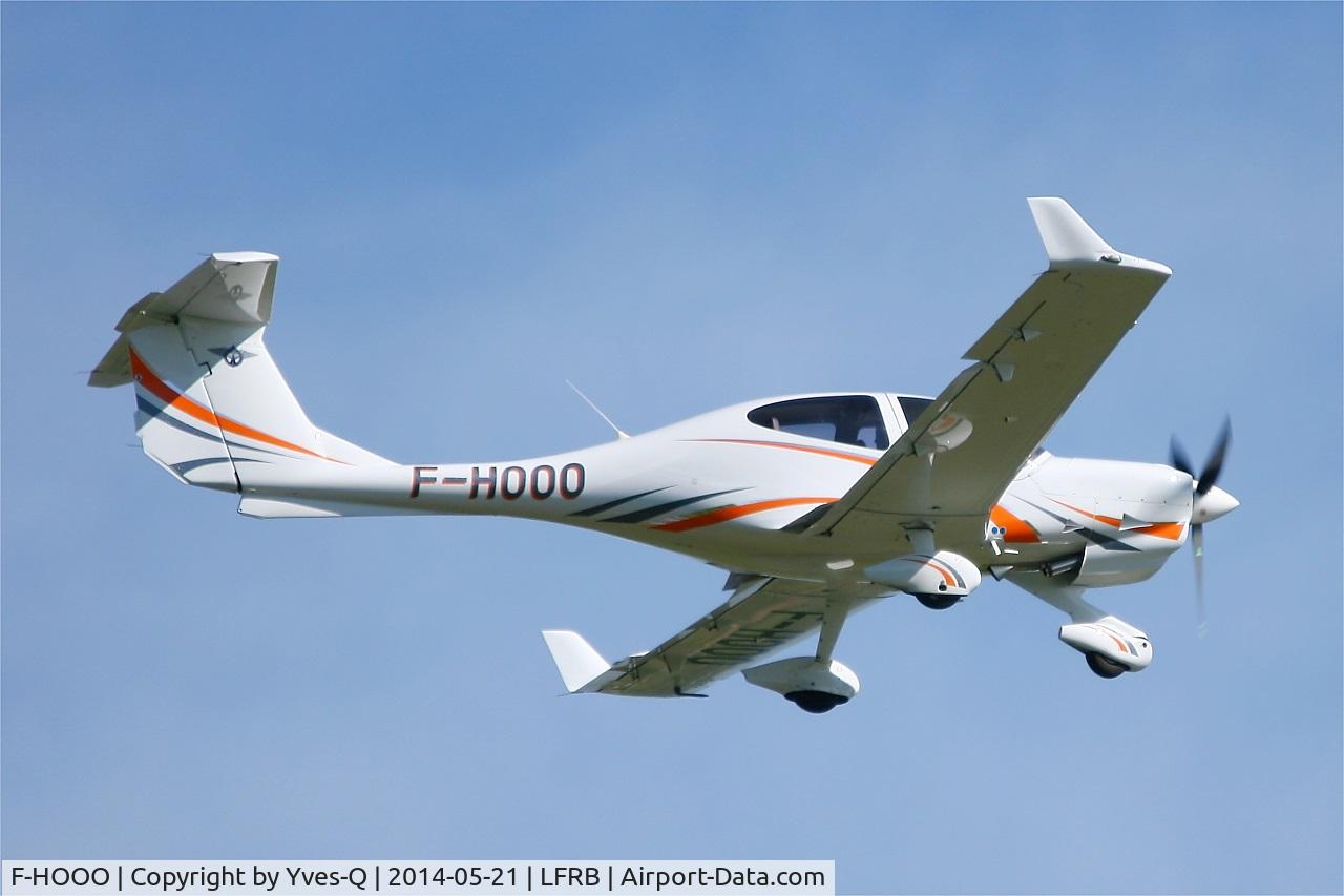 F-HOOO, 2013 Diamond DA-40 Diamond Star C/N D4.144, Diamond DA-40 Diamond Star, Take off rwy 07R, Brest-Bretagne Airport (LFRB-BES)