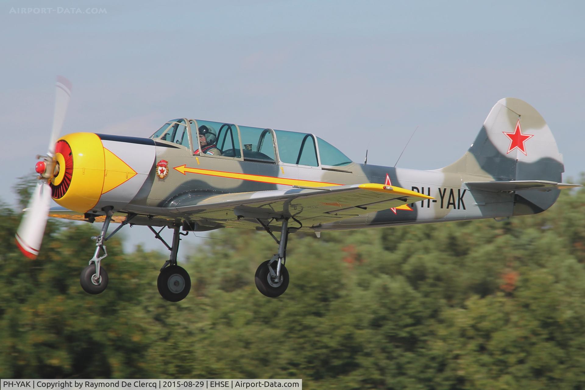 PH-YAK, 1987 Bacau Yak-52 C/N 877401, Airshow Seppe/Breda
