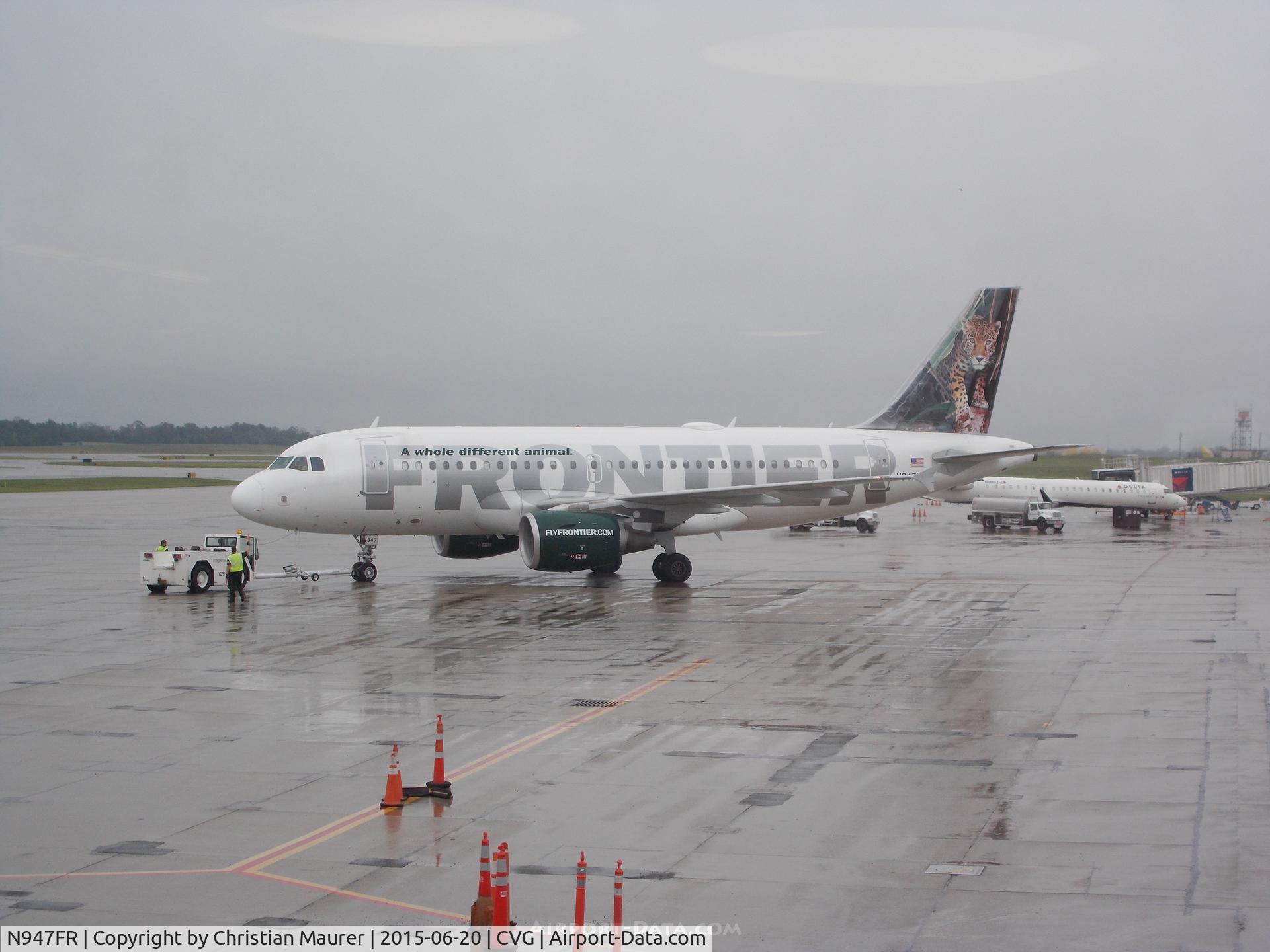 N947FR, 2006 Airbus A319-111 C/N 2806, Frontier Airlines A319 Pushing Back for Atlanta