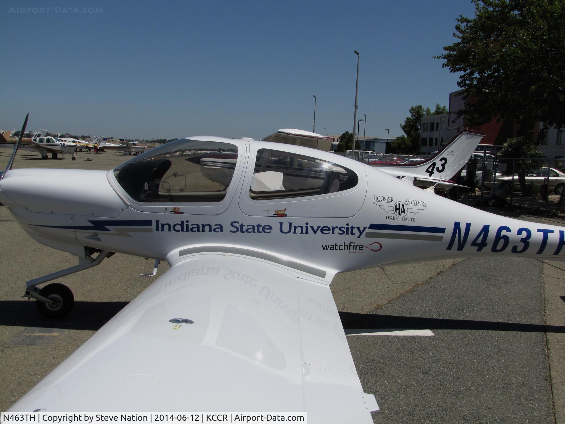 N463TH, 2009 Diamond DA-40 Diamond Star C/N 40.1058, Close-Up of cockpit area Indiana State University 2009 Diamond DA40 participated in Women's 2014 Air Race Classic as Race #44. Seen @ Buchanan Field two days before the Concord, CA-York, PA race.