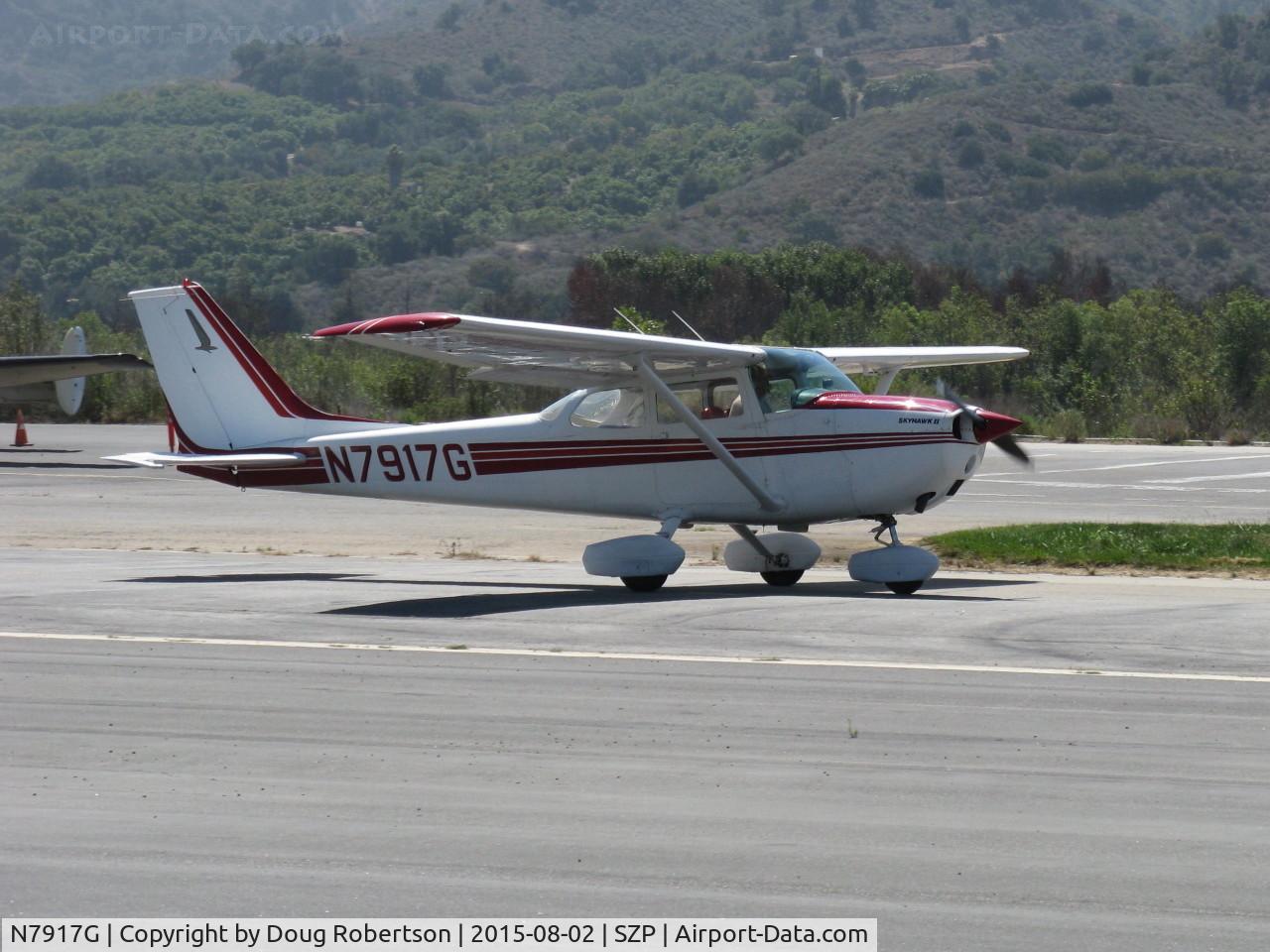 N7917G, 1970 Cessna 172L C/N 17259617, 1970 Cessna 172L SKYHAWK, Lycoming O-320-E2D 150 Hp, landing roll Rwy 22