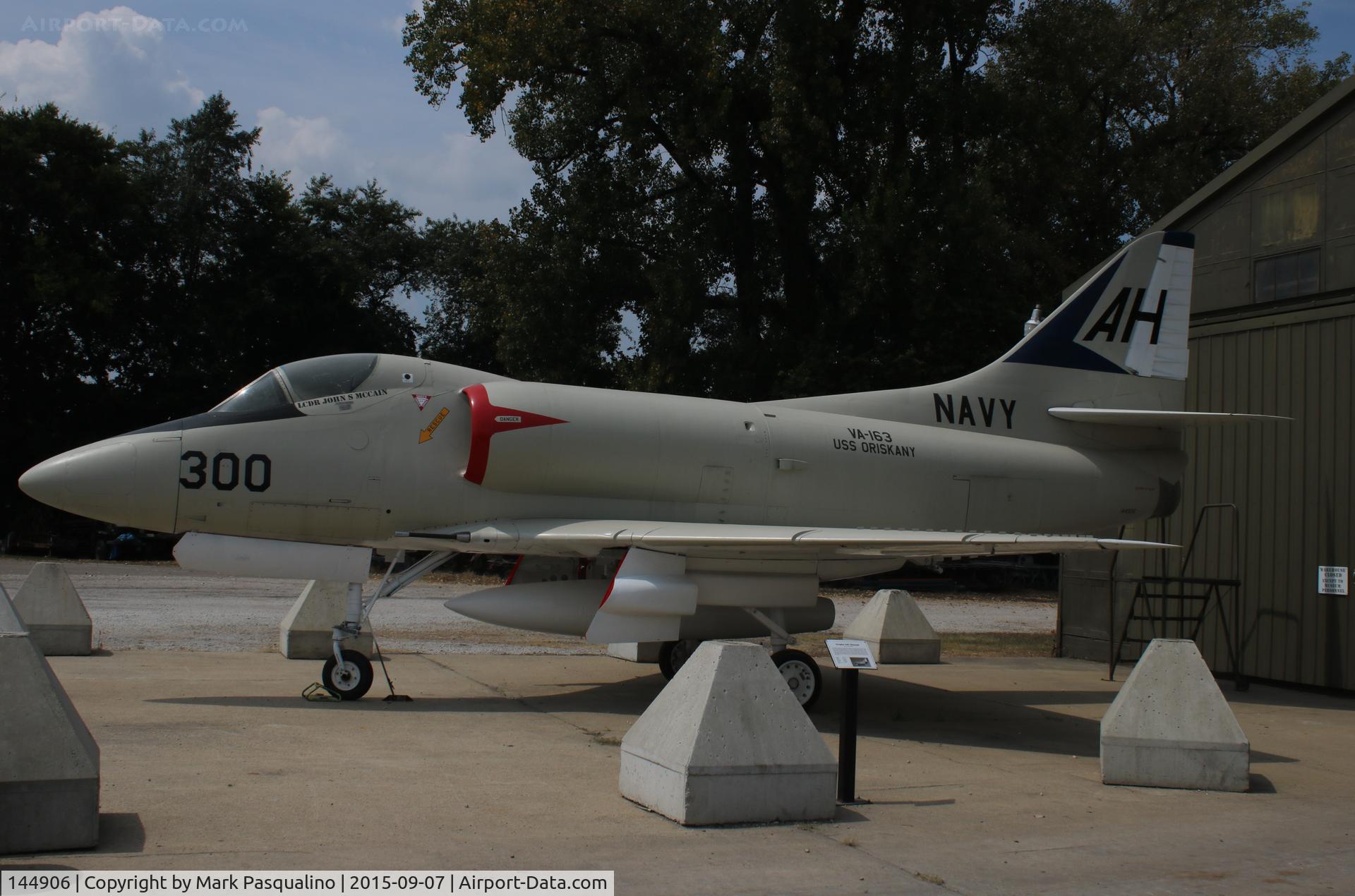 144906, Douglas A-4D-2 C/N 12152, Douglas A-4D-2