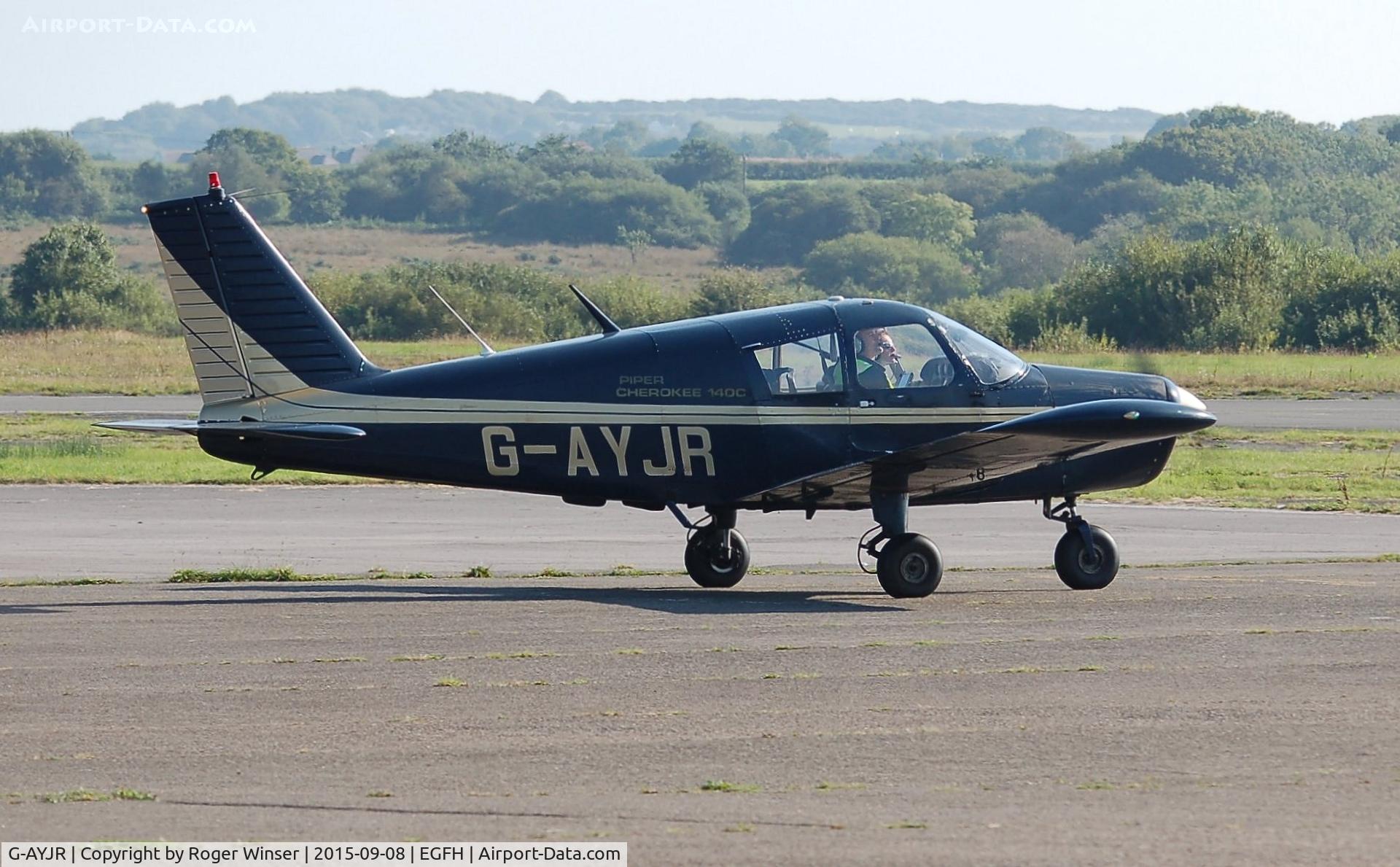 G-AYJR, 1970 Piper PA-28-140 Cherokee C/N 28-26694, Visiting PA28 operated by Turweston Flying School.