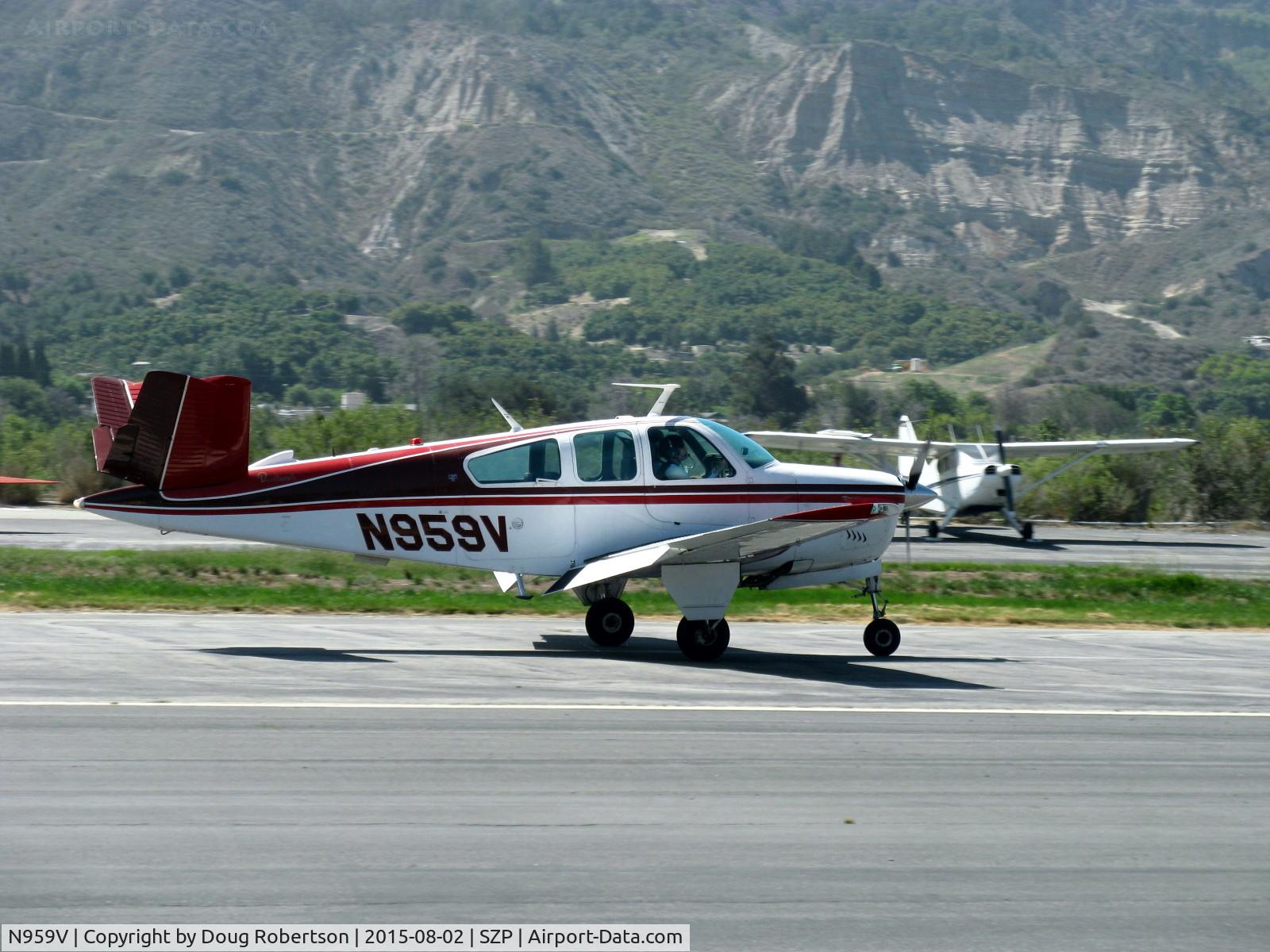 N959V, 1976 Beech V35B Bonanza C/N D-9851, 1976 Bonanza V35B BONANZA, Continental IO-520-B 285 Hp, landing roll Rwy 22