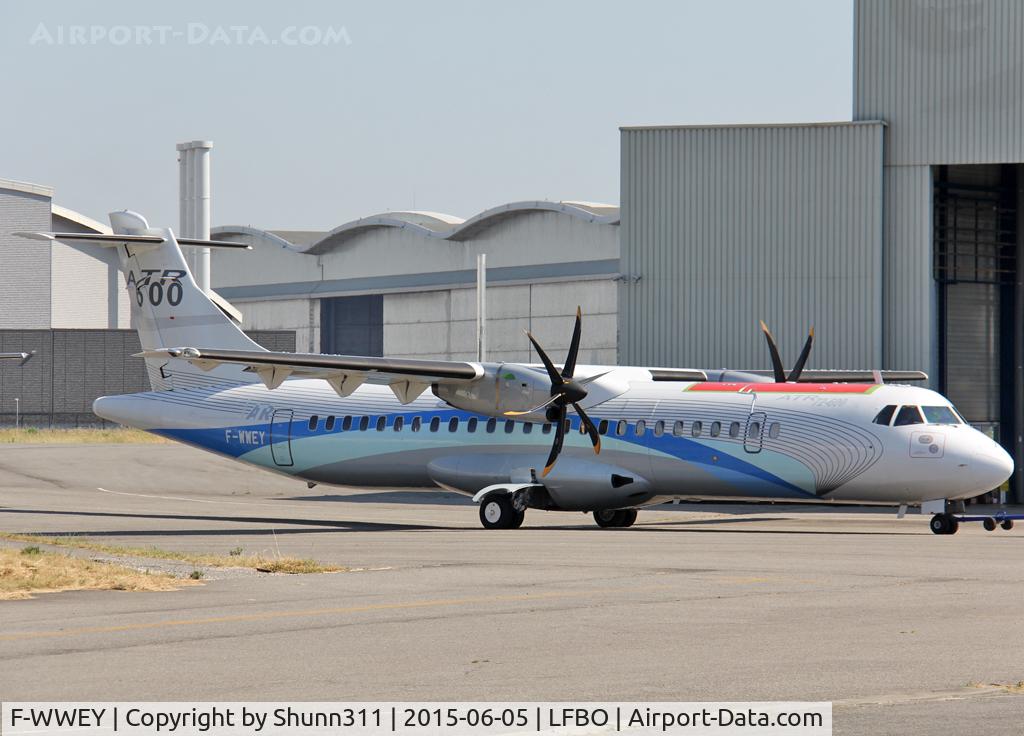 F-WWEY, 1988 ATR 72-201 C/N 098, C/n 0098 - New carbon panel fitted...