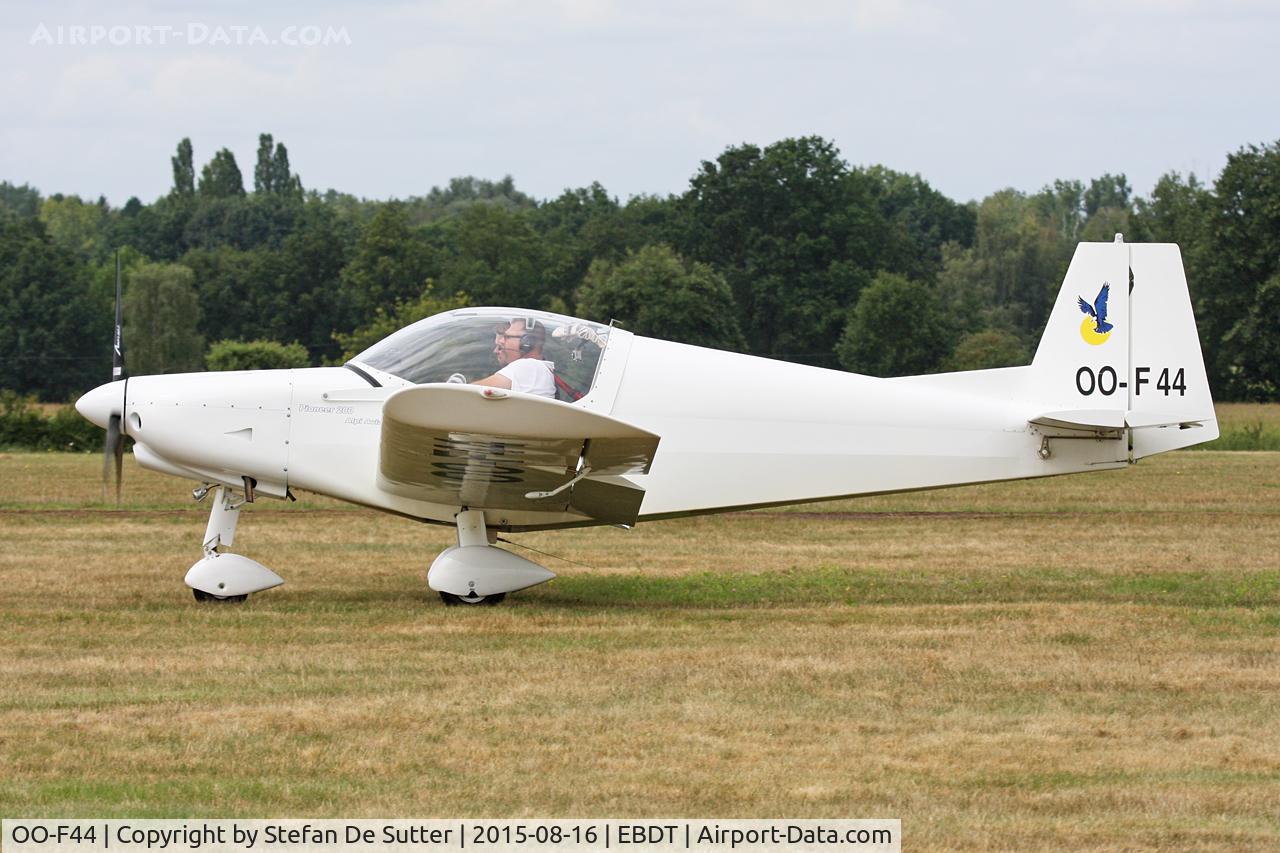 OO-F44, 2007 Alpi Aviation Pioneer 200WF C/N 147, Schaffen Old Timer Fly In 2015.