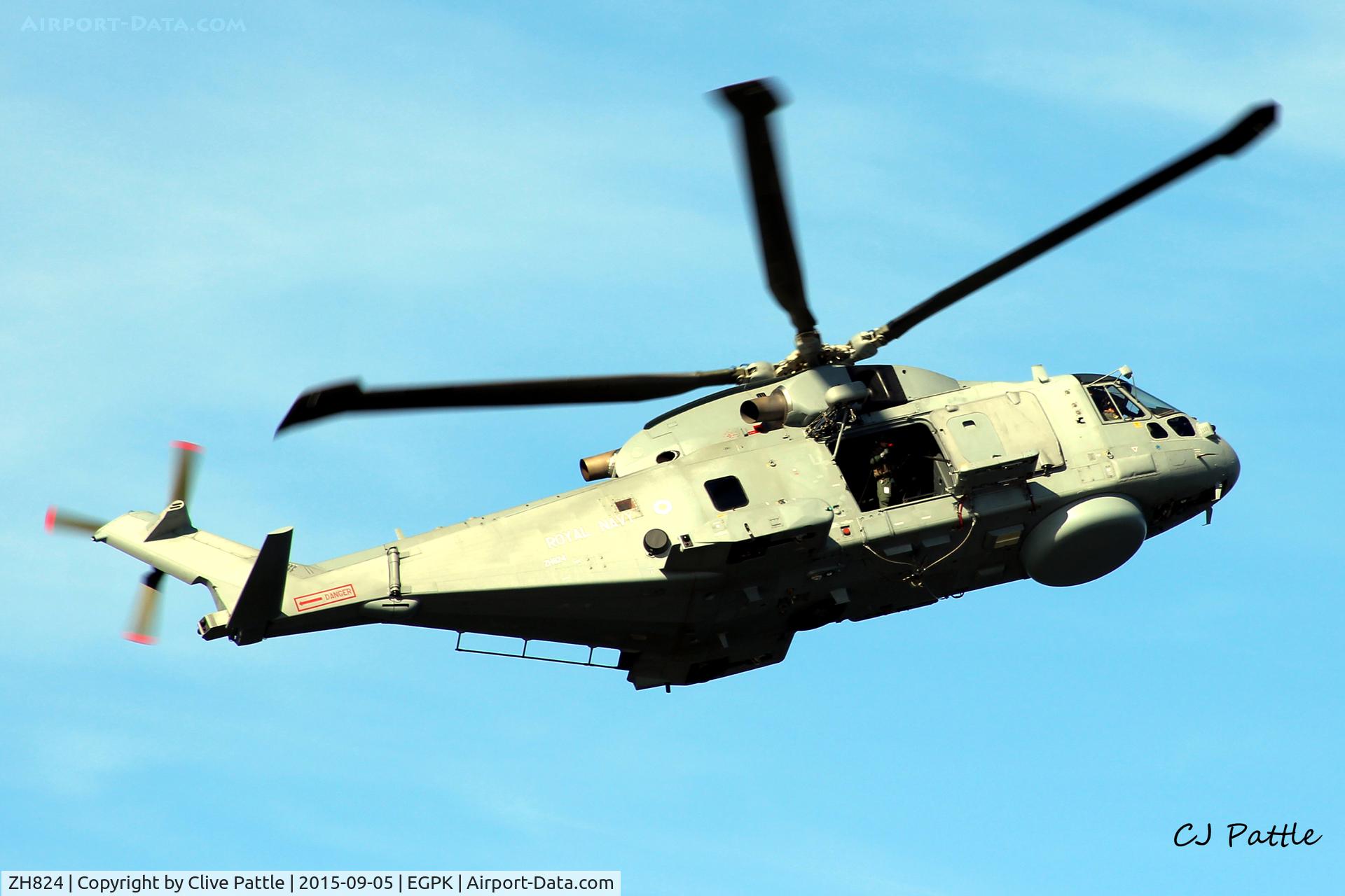 ZH824, 1998 AgustaWestland EH-101 Merlin HM.1 C/N 50021/RN04, Displaying in a joint RN/RM amphibious assault demonstration at Ayr seafront during the Scottish Airshow 2015 co-located at the nearby Prestwick EGPK