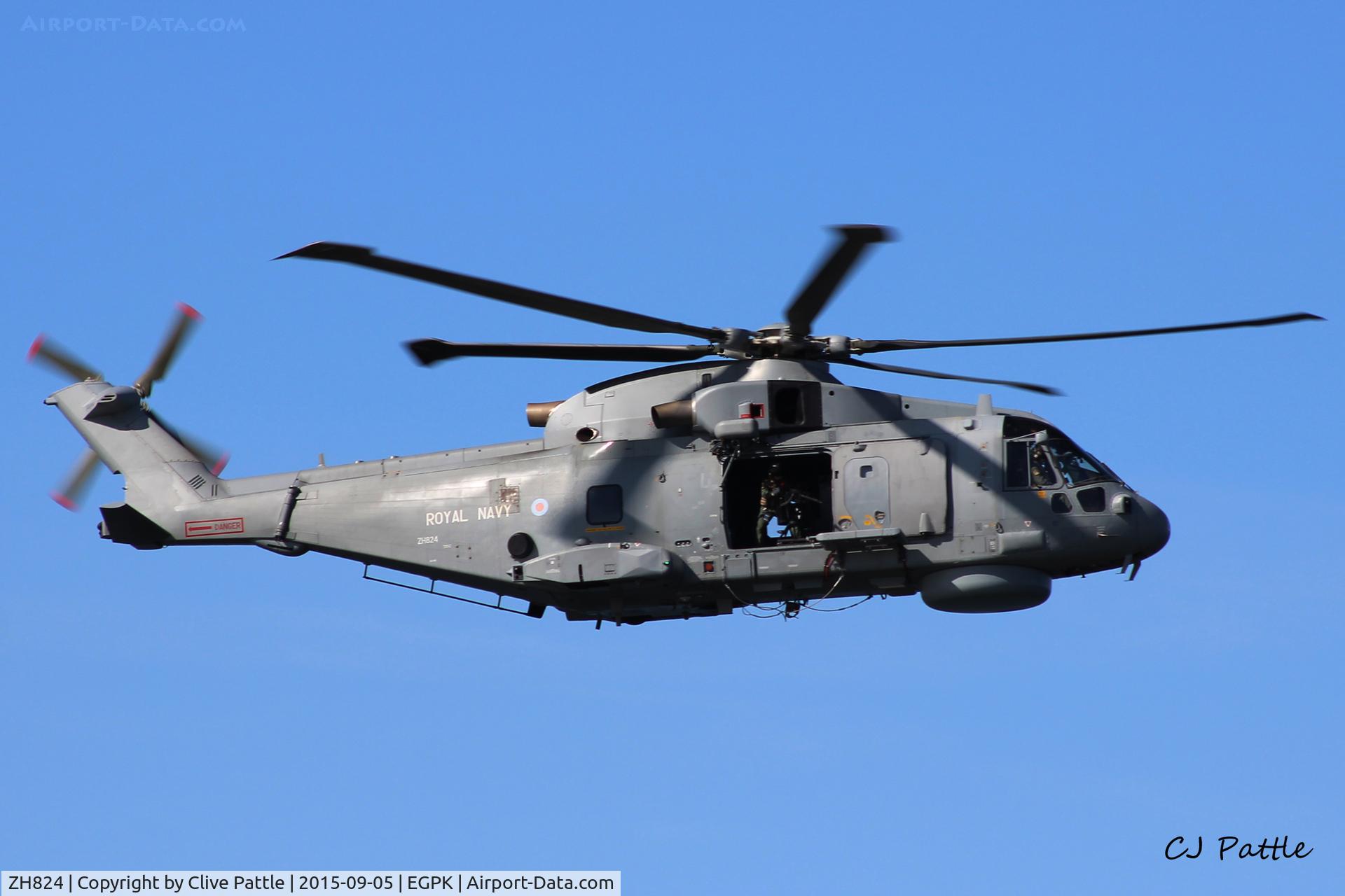 ZH824, 1998 AgustaWestland EH-101 Merlin HM.1 C/N 50021/RN04, Displaying in a joint RN/RM amphibious assault demonstration at Ayr seafront during the Scottish Airshow 2015 co-located at the nearby Prestwick EGPK