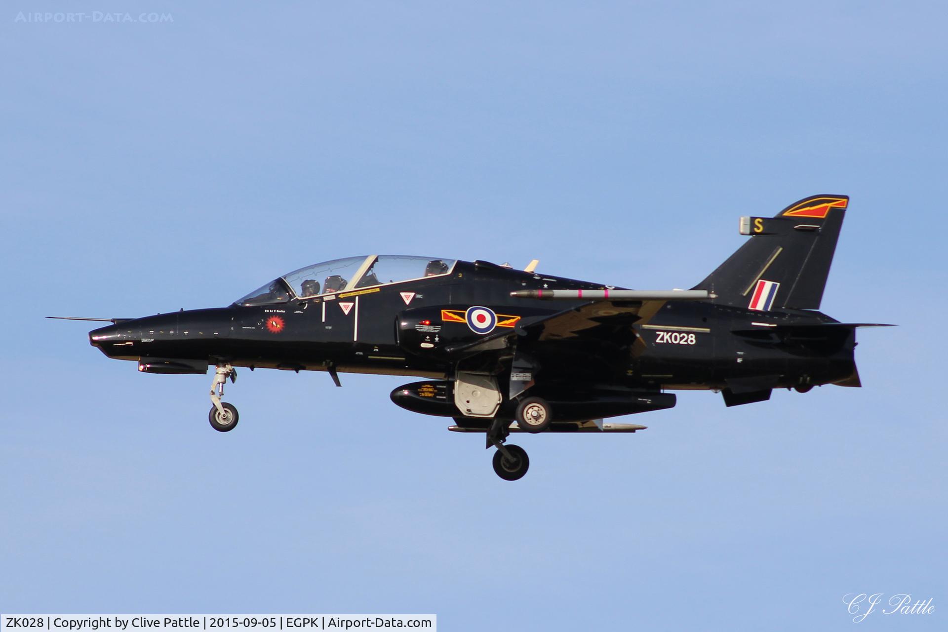 ZK028, 2009 British Aerospace Hawk T2 C/N RT019/1257, Landing back at Prestwick EGPK after displaying with the RAF Hawk T.2 Role Demo duo at the Scottish Airshow 2015 held at Ayr seafront and Prestwick Airport EGPK and at Portrush, Northern Ireland on the same day.