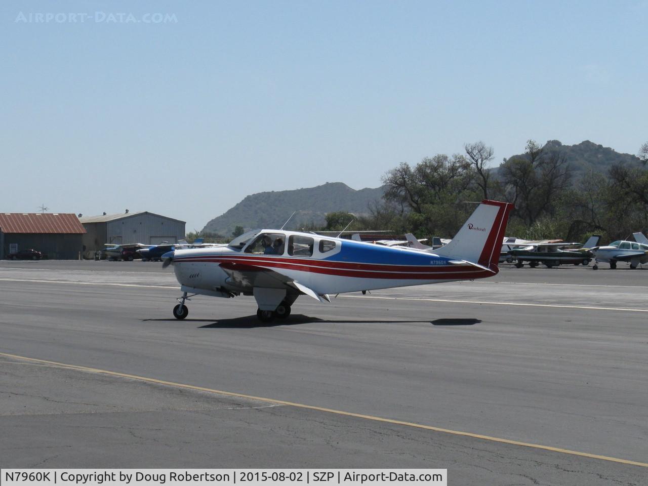 N7960K, 1964 Beech 35-B33 Debonair C/N CD-774, 1964 Beech 35-B33 DEBONAIR, Continental IO-470-K 225 Hp, taxi off the active