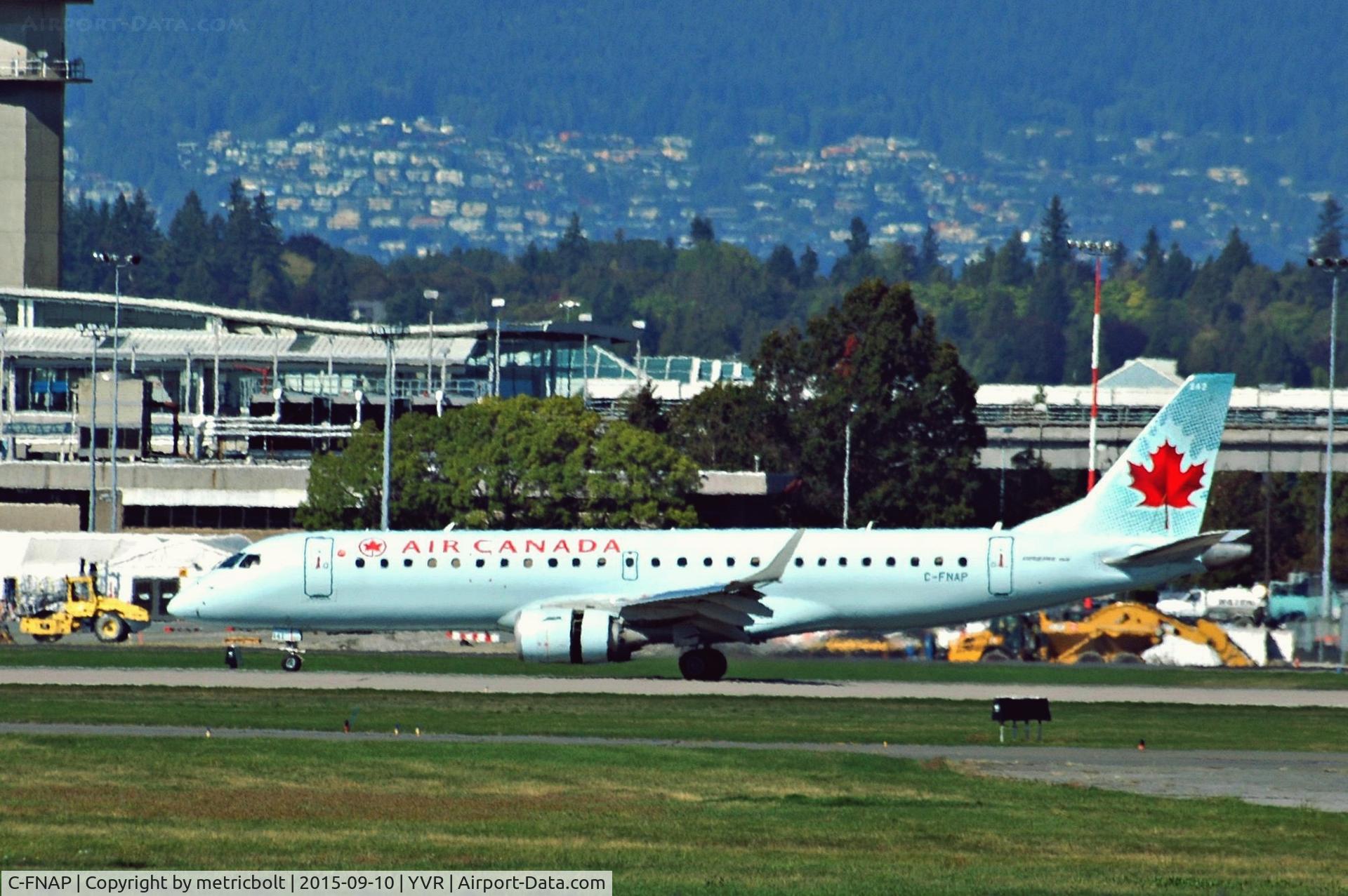 C-FNAP, 2007 Embraer 190AR (ERJ-190-100IGW) C/N 19000142, Arrival at YVR