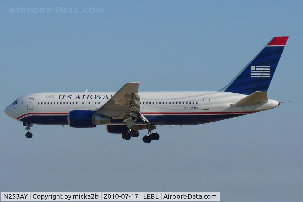 N253AY, 1990 Boeing 767-2B7 C/N 24894, Landing. Scrapped in December 2014