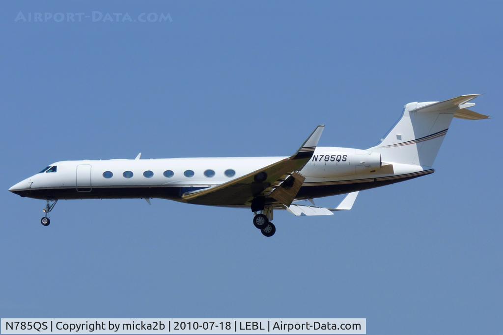 N785QS, 2007 Gulfstream Aerospace GV-SP (G550) C/N 5157, Landing