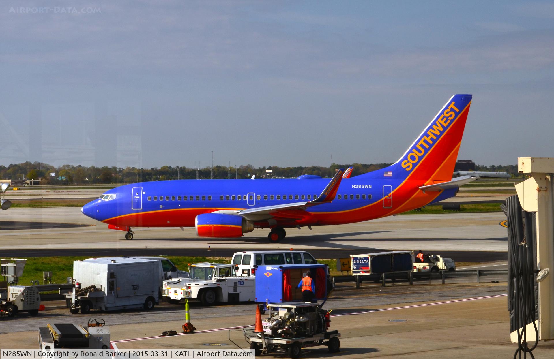N285WN, 2007 Boeing 737-7H4 C/N 32536, Taxi Atlanta