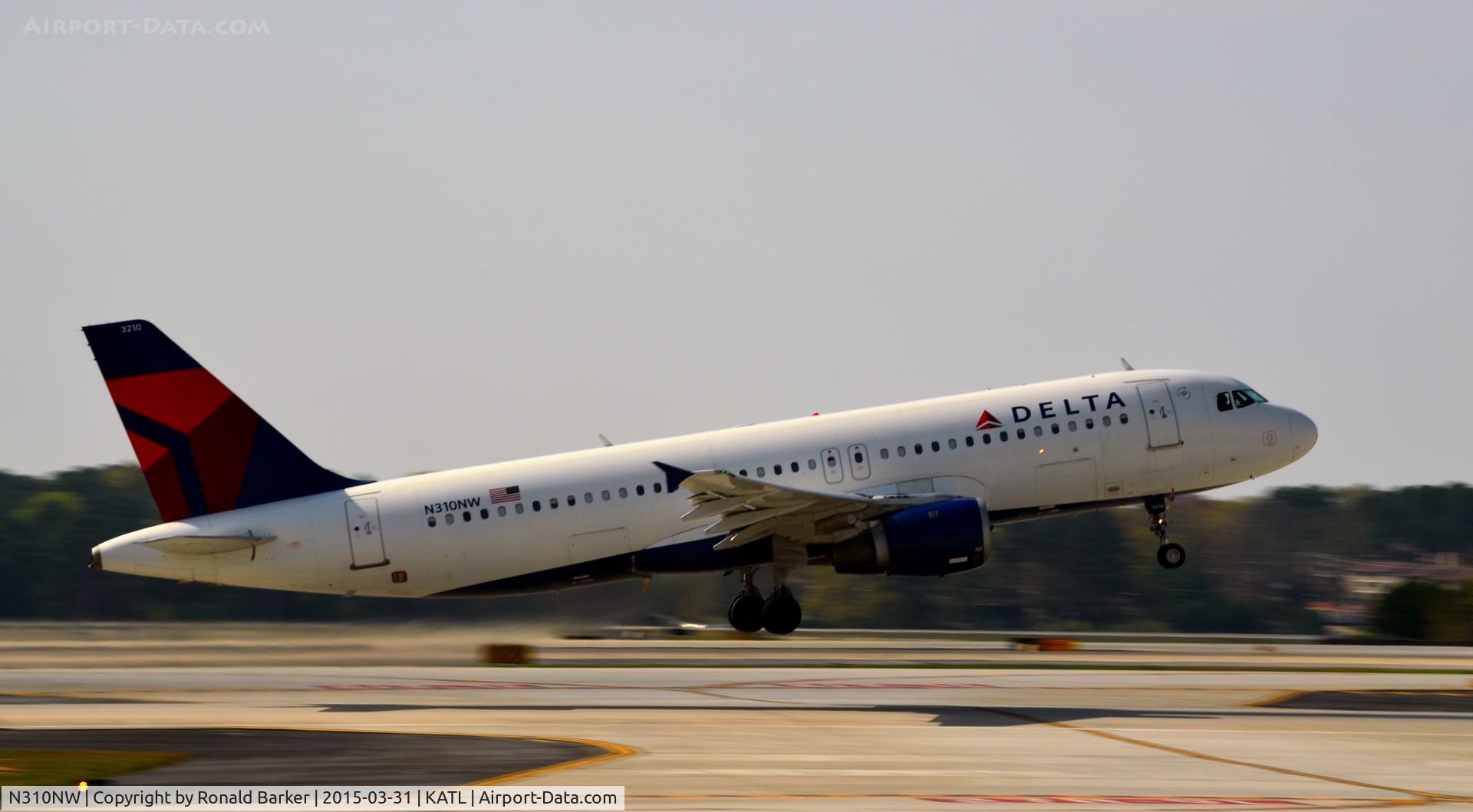 N310NW, 1990 Airbus A320-211 C/N 121, Takeoff Atlanta