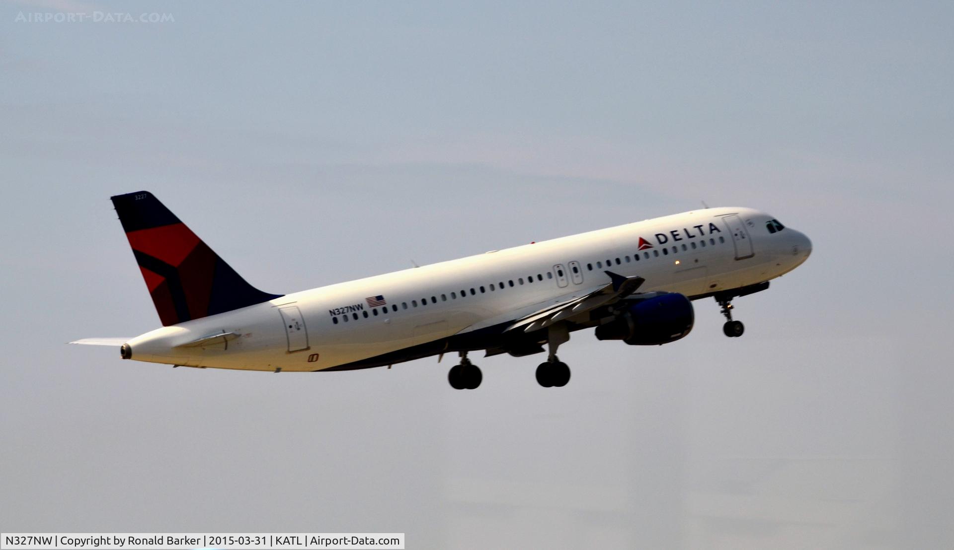 N327NW, 1992 Airbus A320-211 C/N 297, takeoff Atlanta
