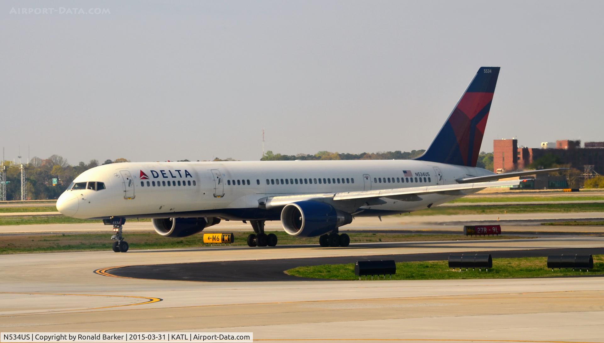 N534US, 1988 Boeing 757-251 C/N 24265, Taxi Atlanta