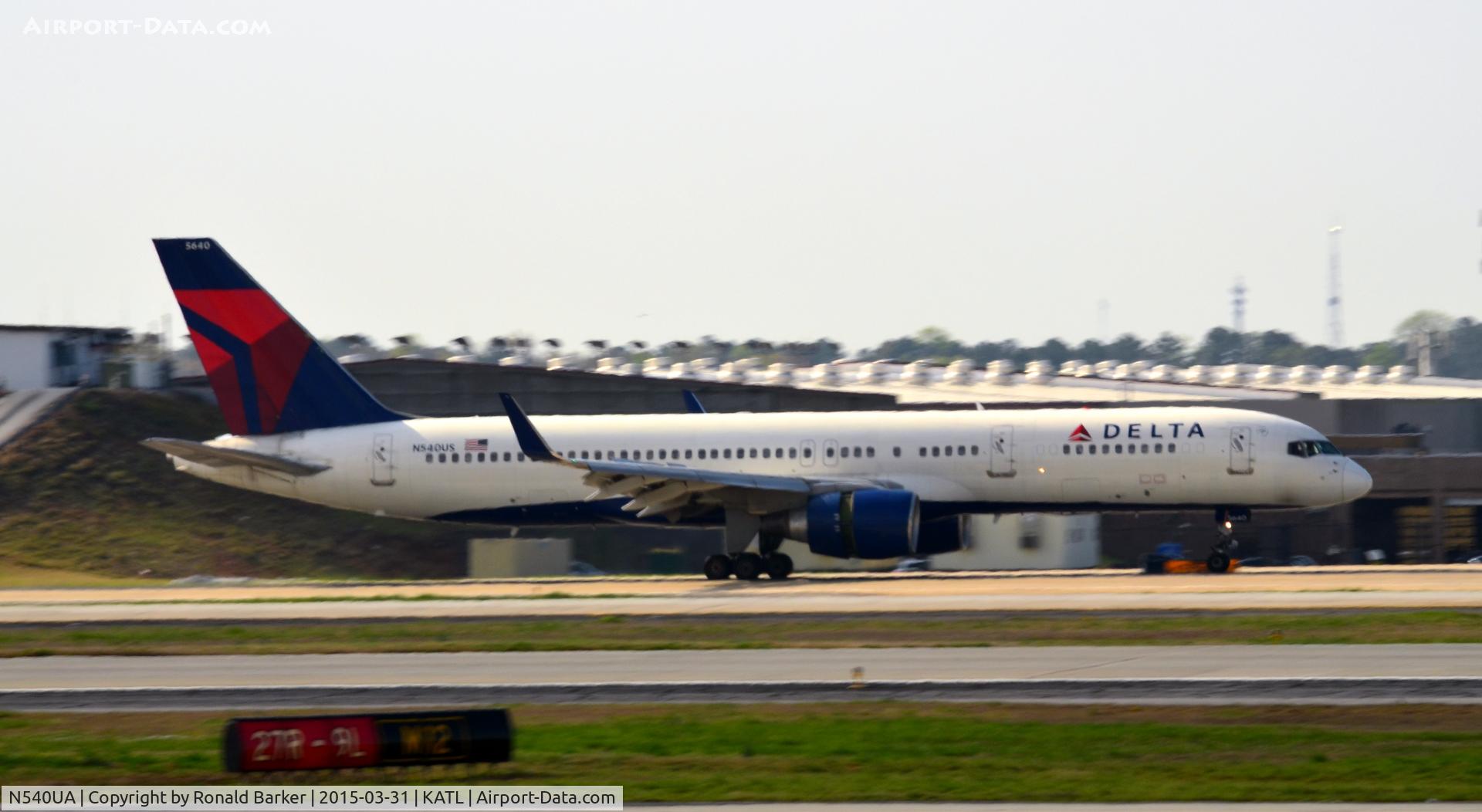 N540UA, 1991 Boeing 757-222 C/N 25252, Landing Atlanta