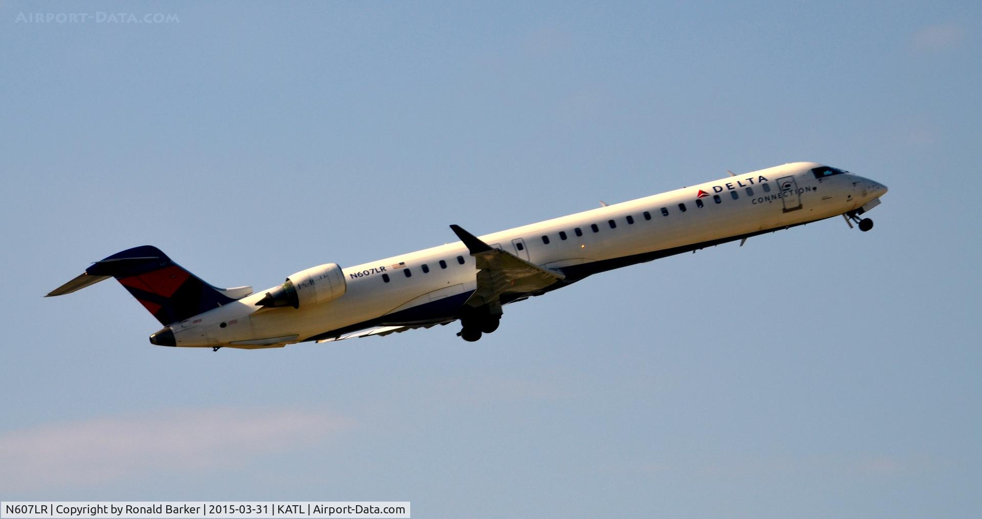 N607LR, 2008 Bombardier CRJ-900ER (CL-600-2D24) C/N 15178, takeoff Atlanta
