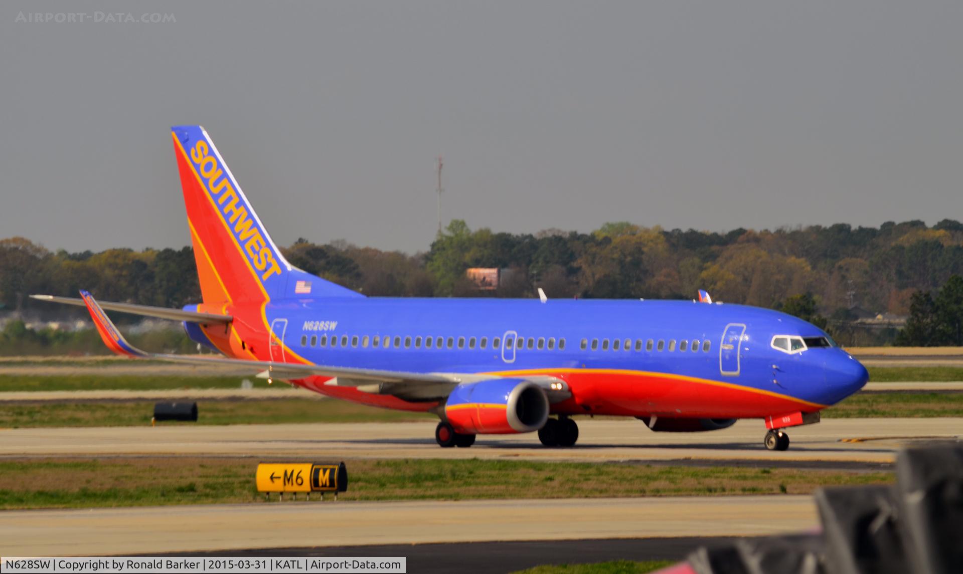 N628SW, 1996 Boeing 737-3H4 C/N 27703, Takeoff Atlanta