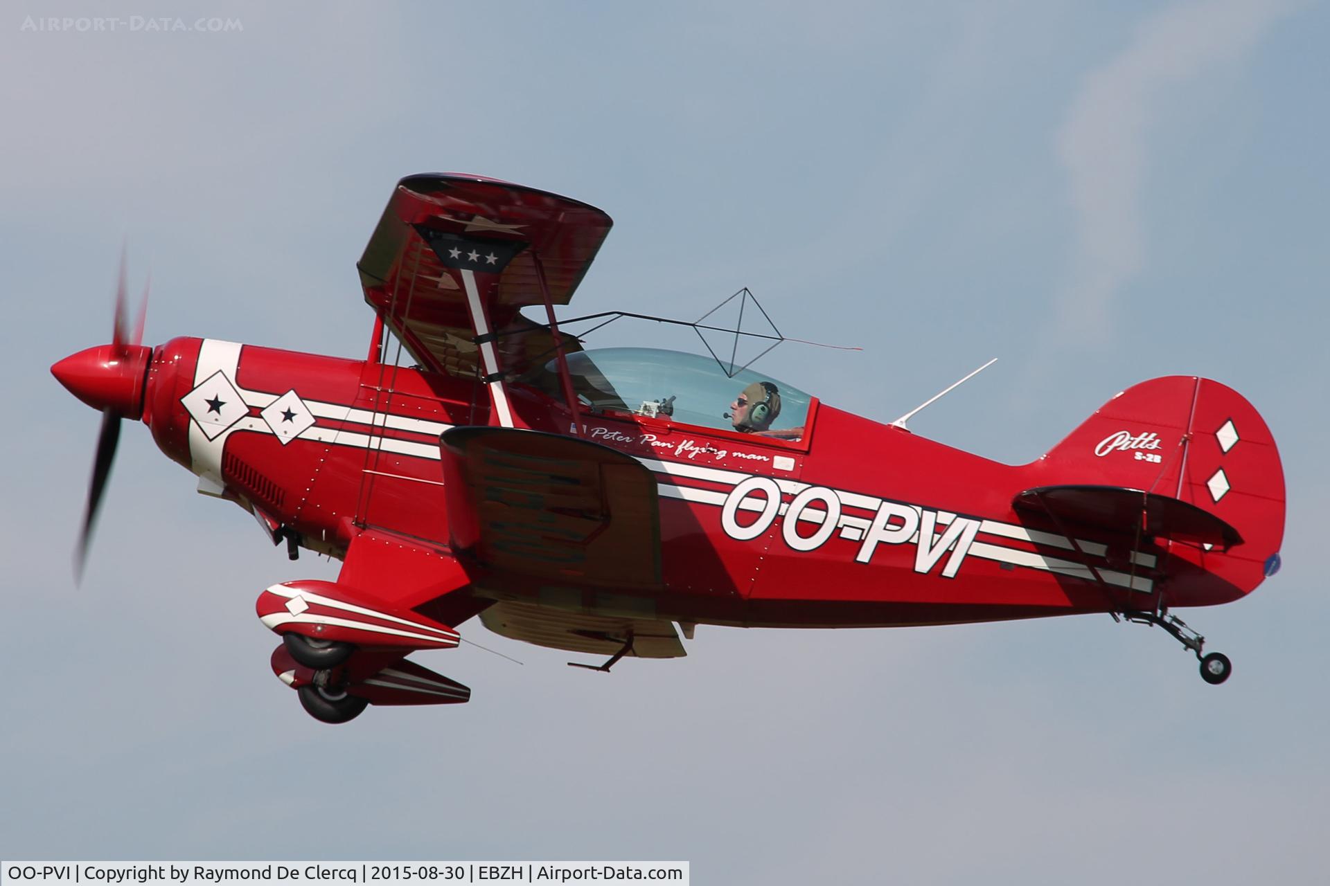 OO-PVI, 1988 Pitts S-2B Special C/N 5144, Take-off at Kiewit/Hasselt.