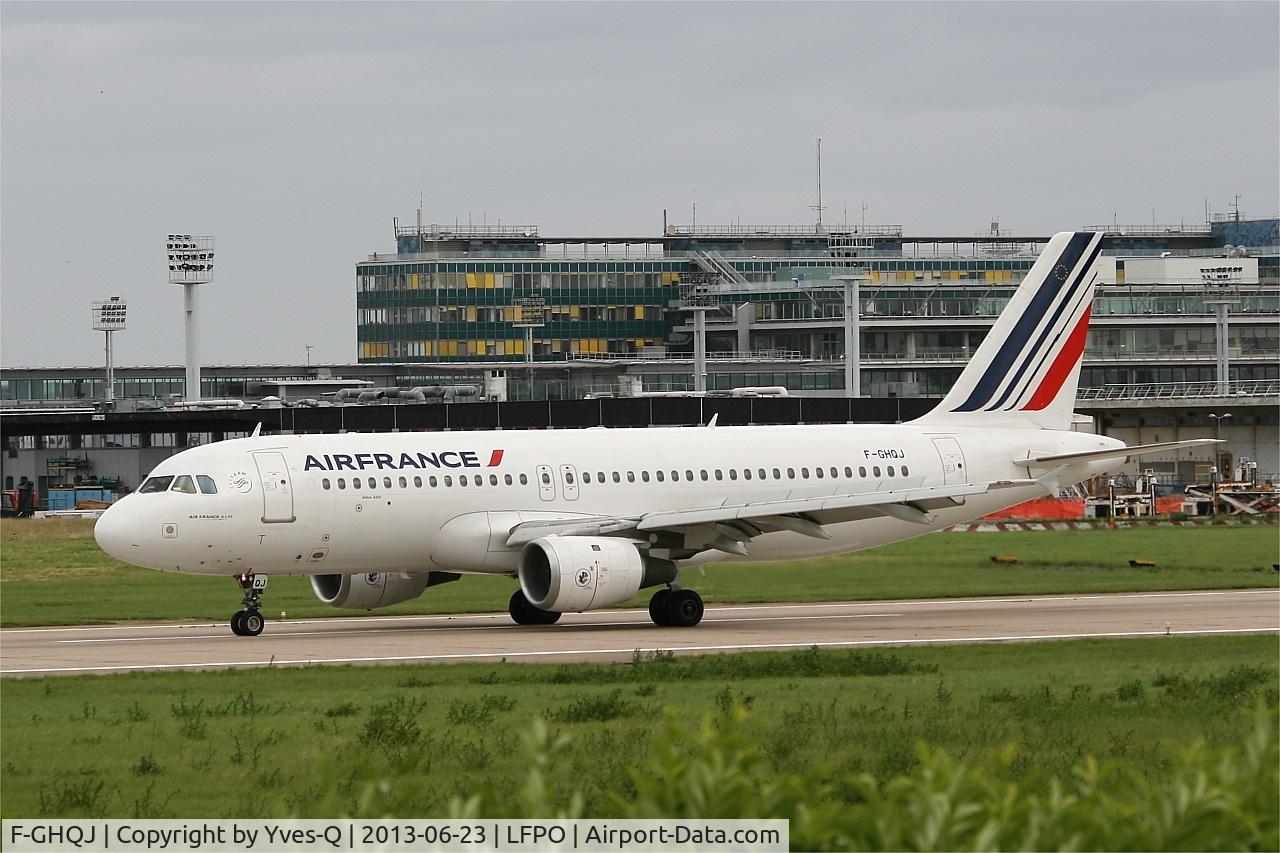 F-GHQJ, 1991 Airbus A320-211 C/N 0214, Airbus A320-211, Taxiing to boarding area, Paris-Orly Airport (LFPO-ORY)