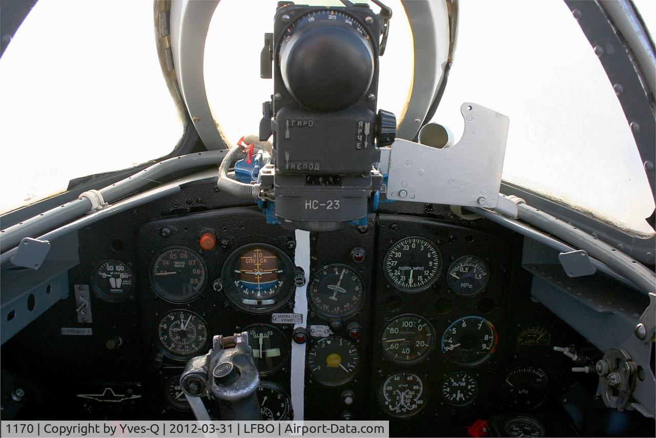 1170, Mikoyan-Gurevich MiG-15bis C/N 713001, Mikoyan-Gurevich MiG-15, Close view of cockpit, Les Ailes Anciennes Museum, Toulouse-Blagnac