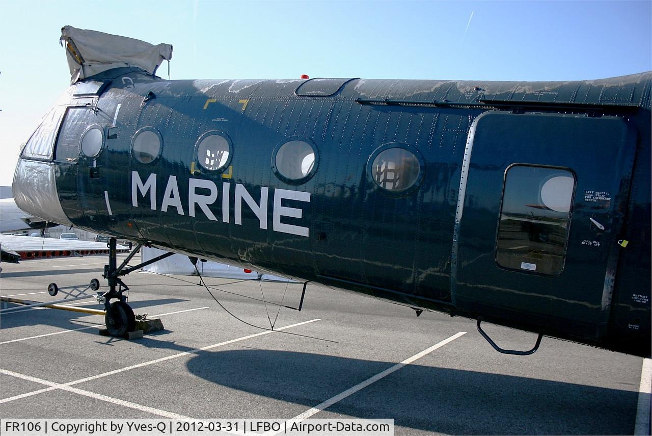 FR106, Vertol H-21C Shawnee C/N FR106, Vertol H-21C Shawnee, Preserved at Les Ailes Anciennes Museum, Toulouse-Blagnac