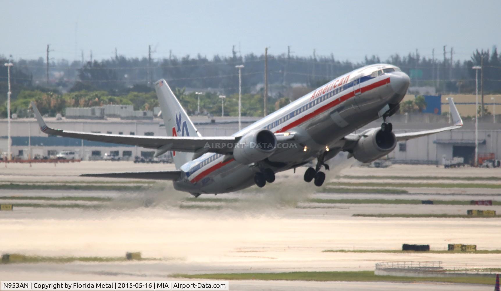 N953AN, 2001 Boeing 737-823 C/N 29539, American