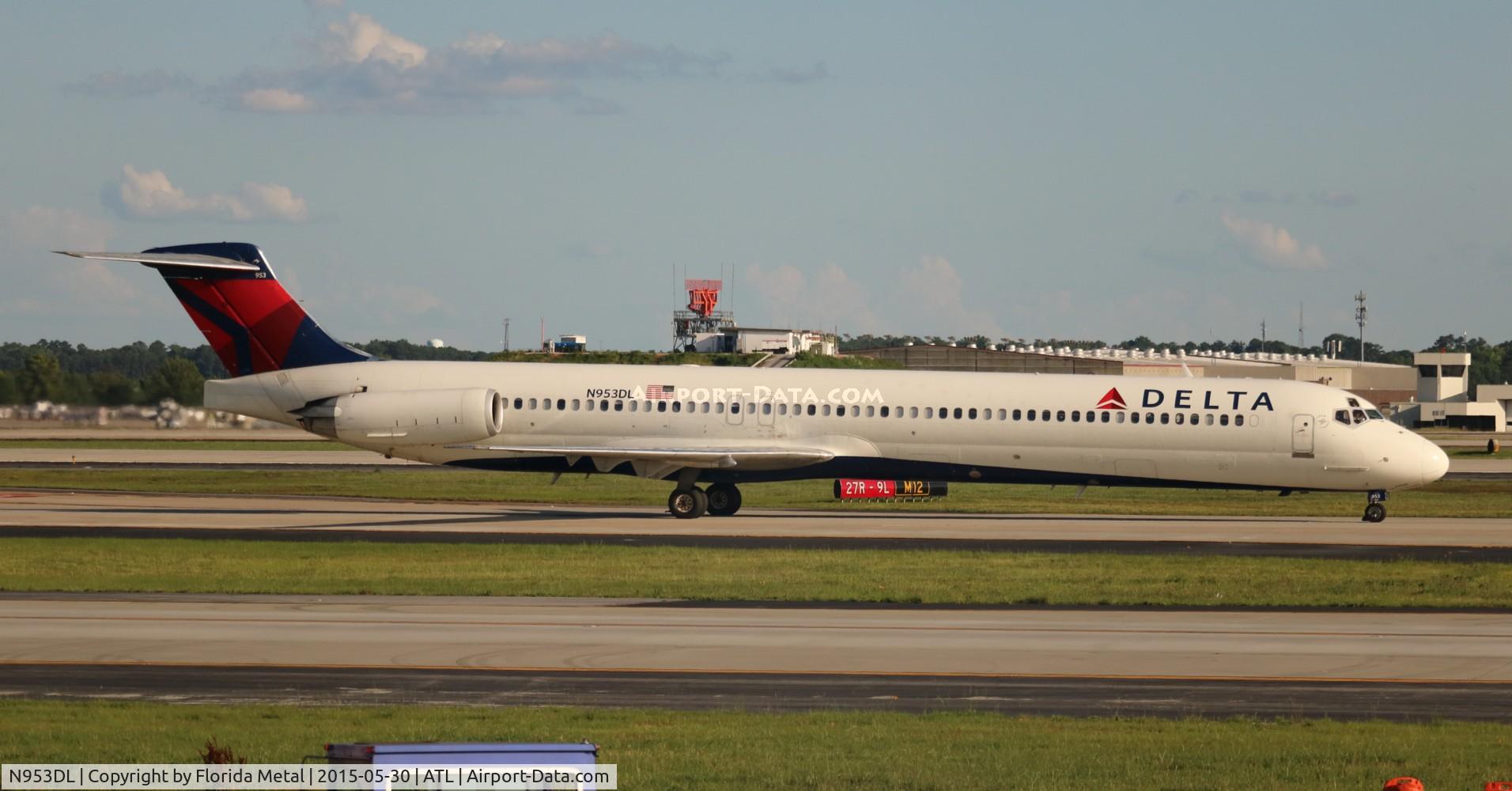 N953DL, 1990 McDonnell Douglas MD-88 C/N 49884, Delta