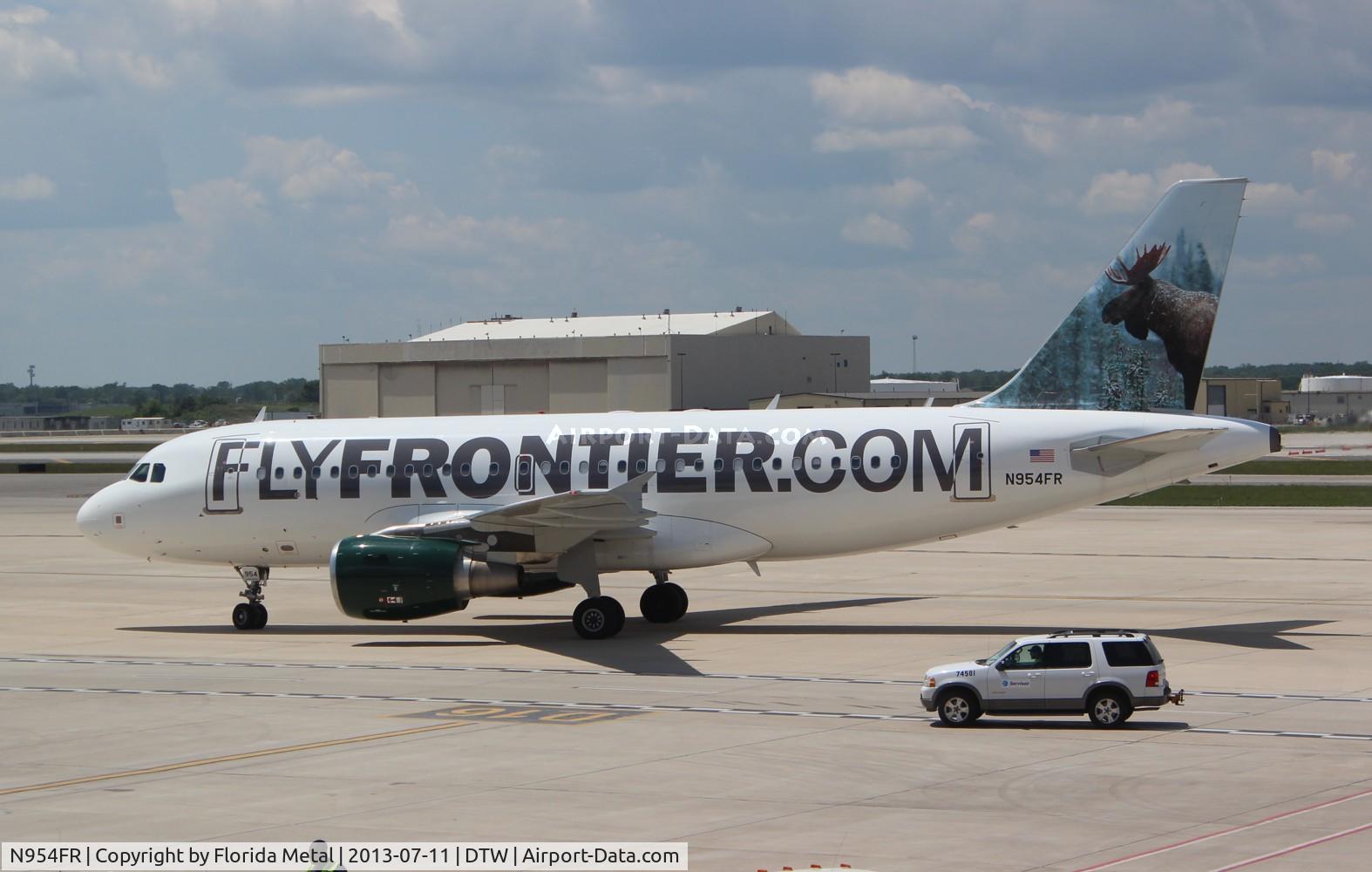 N954FR, 2002 Airbus A319-112 C/N 1786, Mickey the Moose