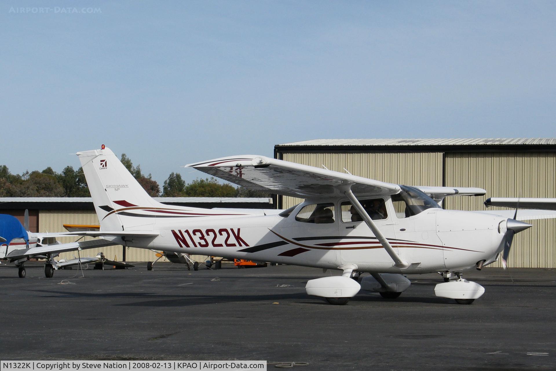 N1322K, 2006 Cessna 172S C/N 172S10345, Locally-based 2006 Cessna 172S @ Palo Alto Airport, CA