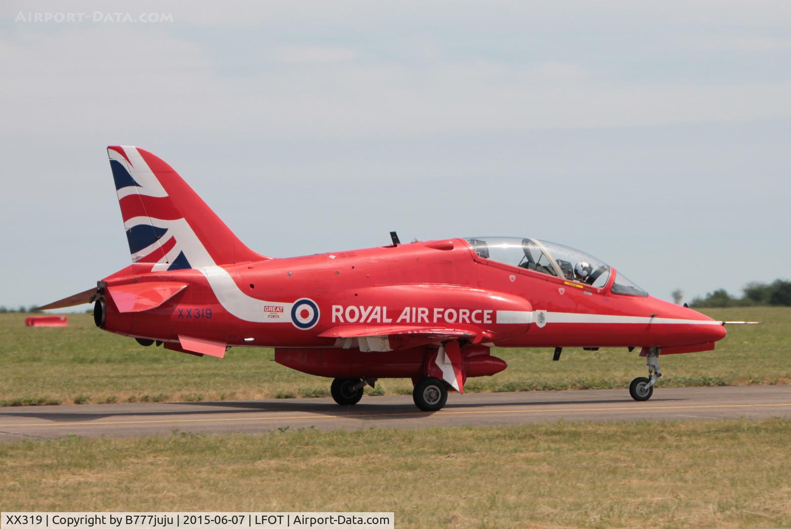 XX319, 1980 Hawker Siddeley Hawk T.1A C/N 162/312144, at Tours
