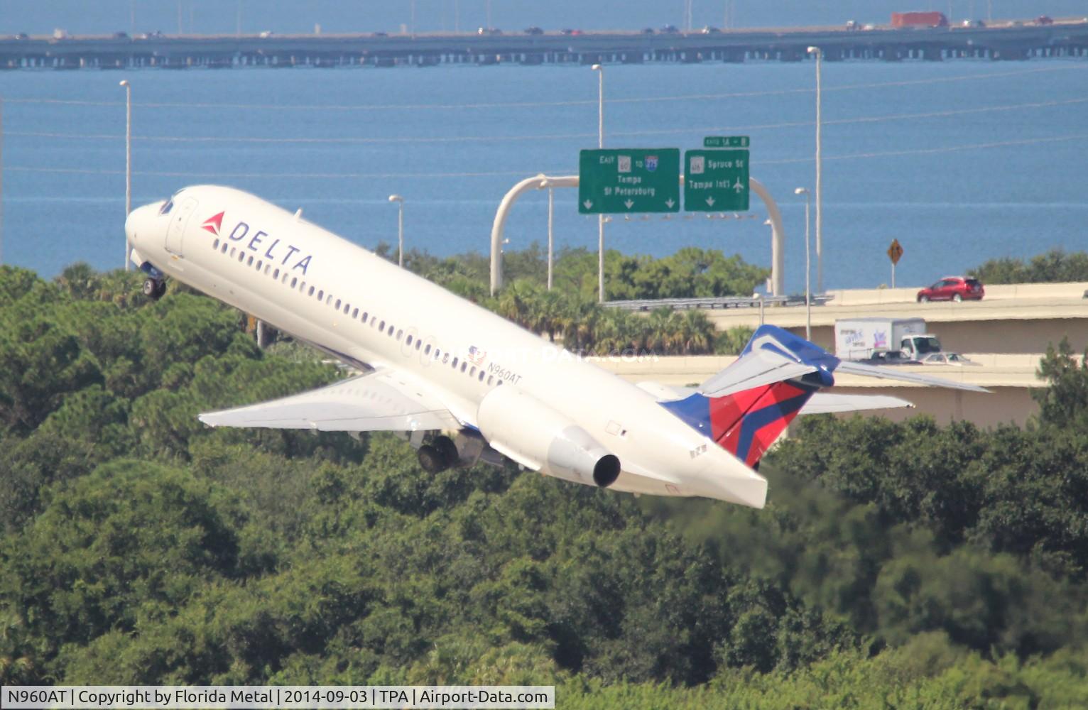 N960AT, 2001 Boeing 717-200 C/N 55022, Delta