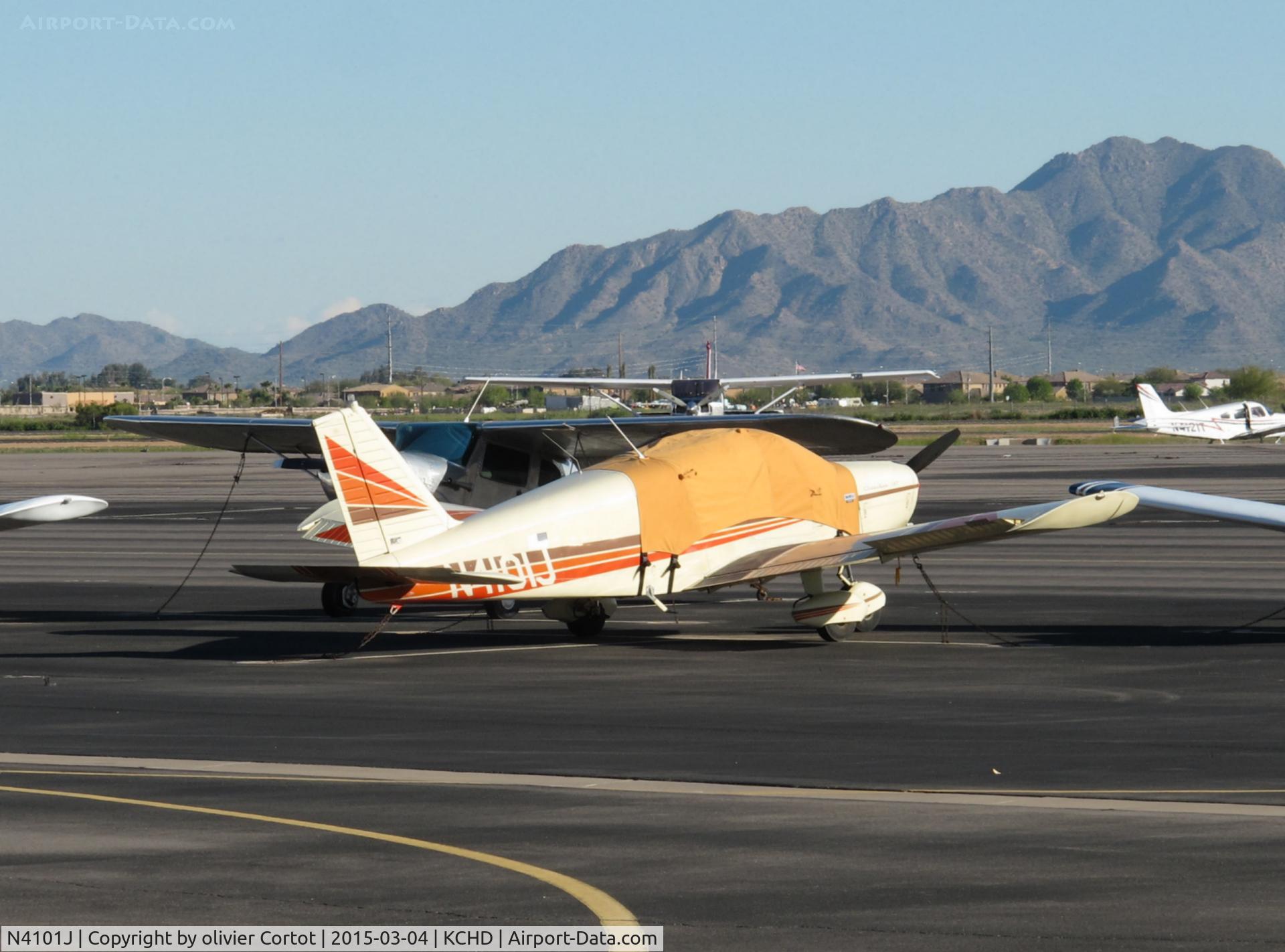 N4101J, 1966 Piper PA-28-140 C/N 28-22413, under the sun of Arizona