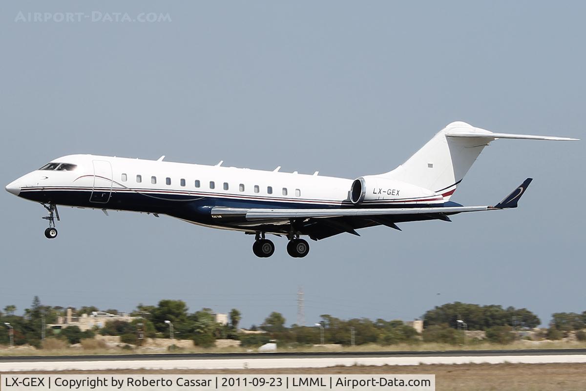 LX-GEX, 1998 Bombardier BD-700-1A10 Global Express C/N 9013, Runway 31
