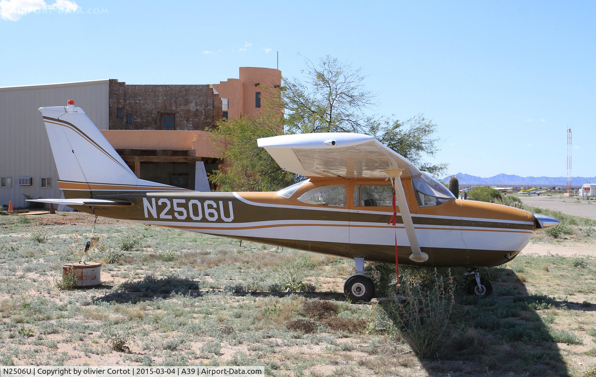 N2506U, 1963 Cessna 172D C/N 17250106, right view