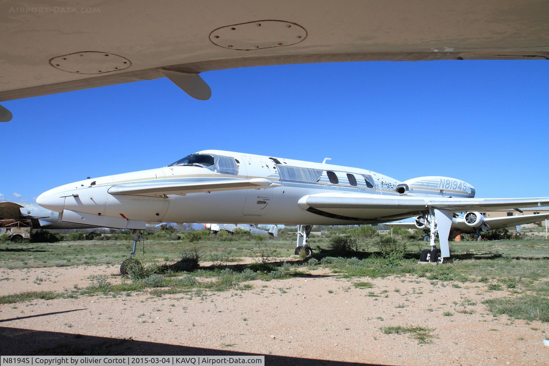 N8194S, 1993 Beech 2000A Starship 1 Starship 1 C/N NC-37, the airport administration is about to scrap the aircrafts parked there... sad