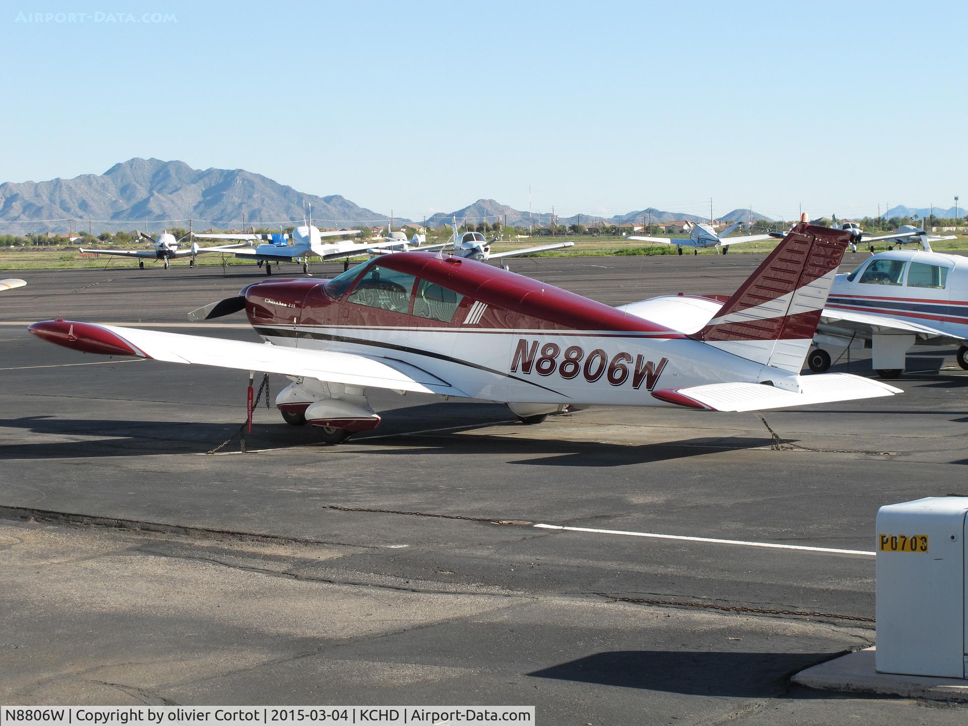 N8806W, 1964 Piper PA-28-235 C/N 28-10351, Chandler, AZ