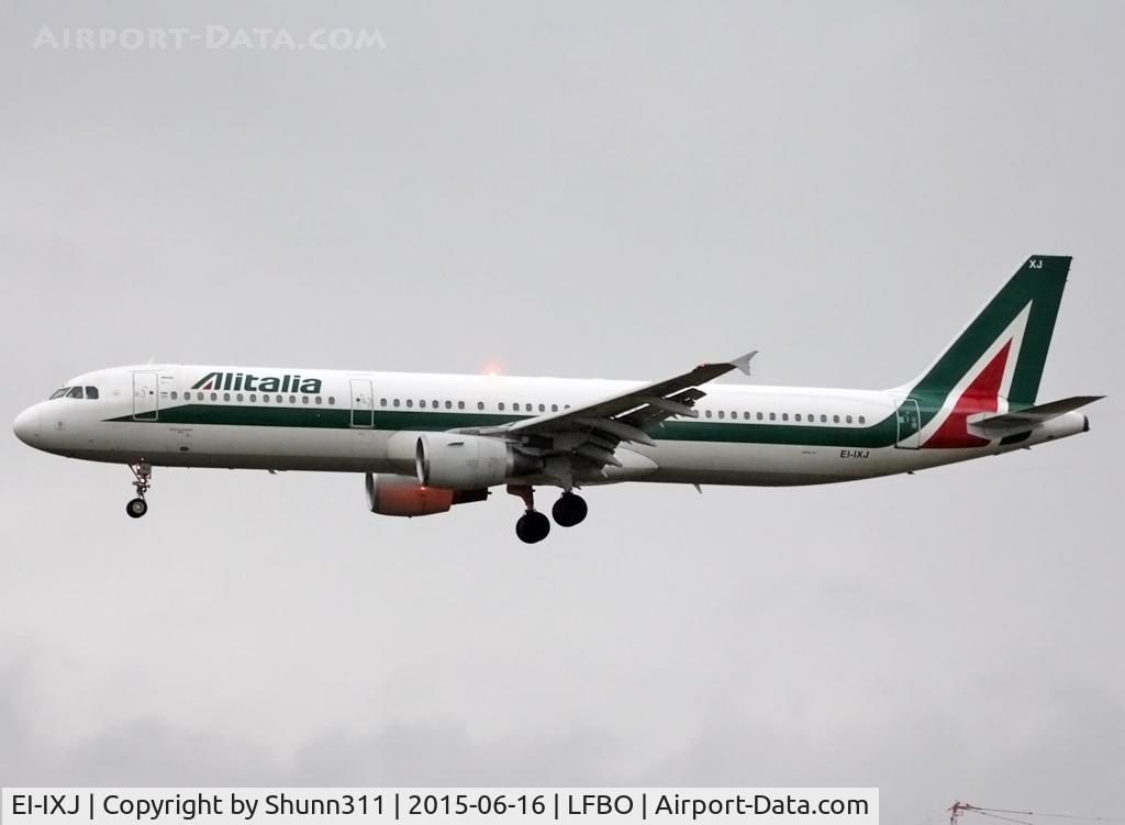 EI-IXJ, 1999 Airbus A321-112 C/N 959, Landing rwy 32L